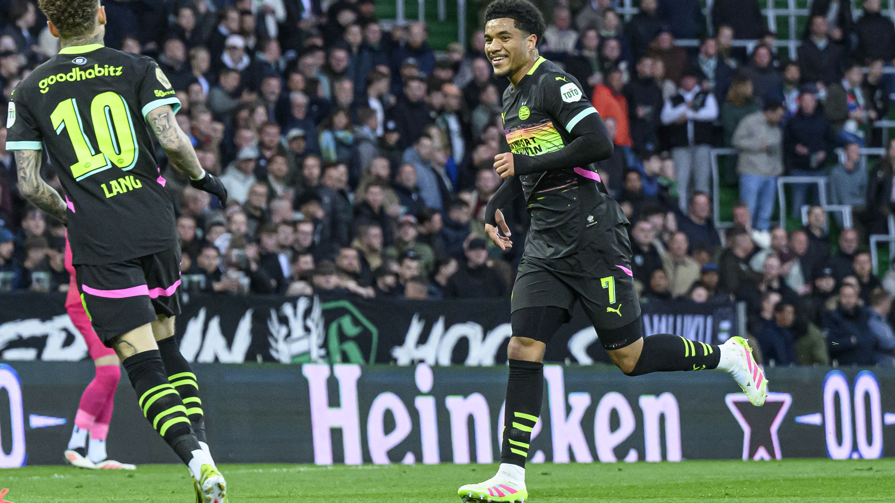 FBL-NED-EREDIVISIE-GRONINGEN-PSV