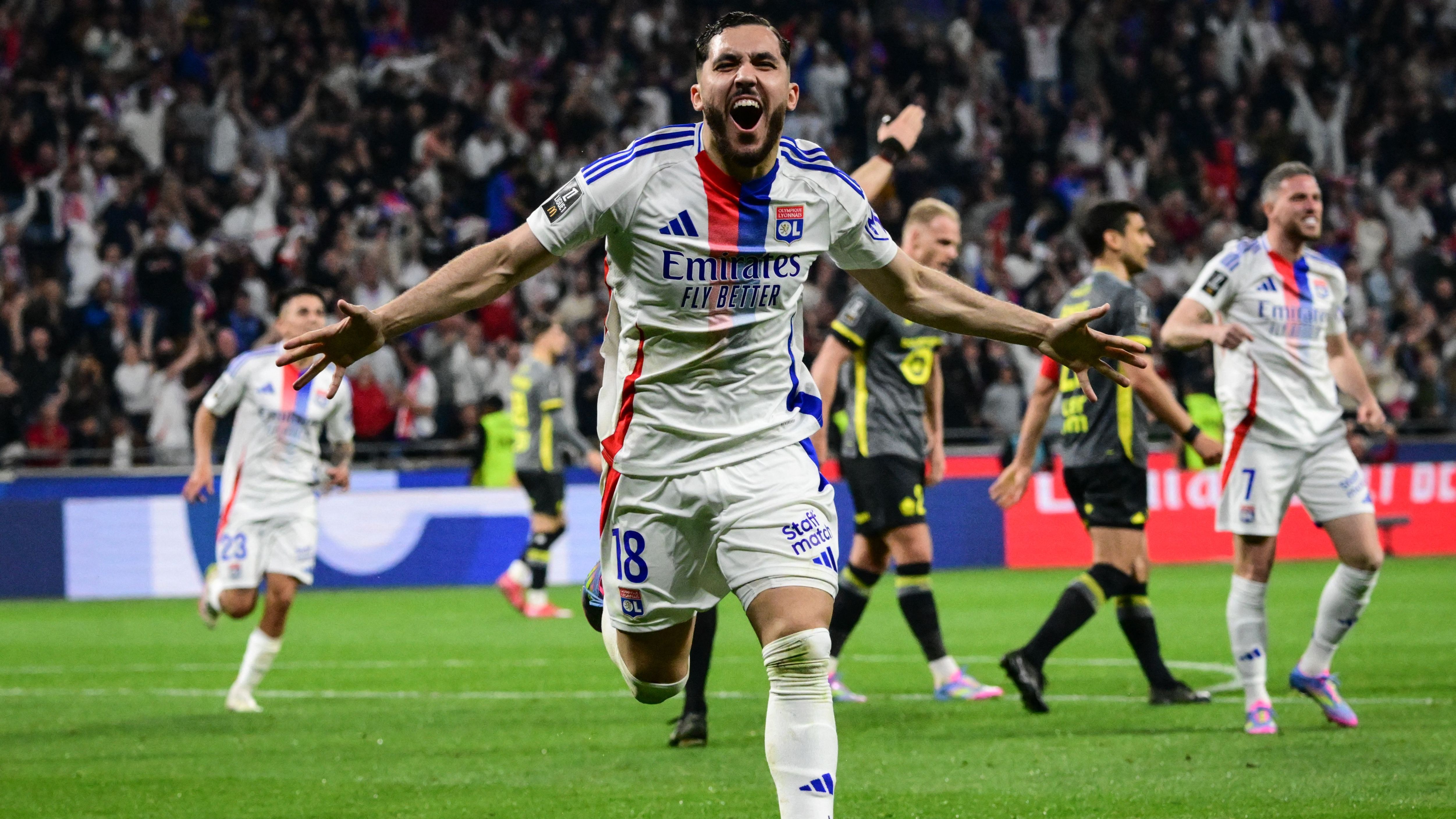 TOPSHOT-FBL-FRA-LIGUE1-LYON-LILLE