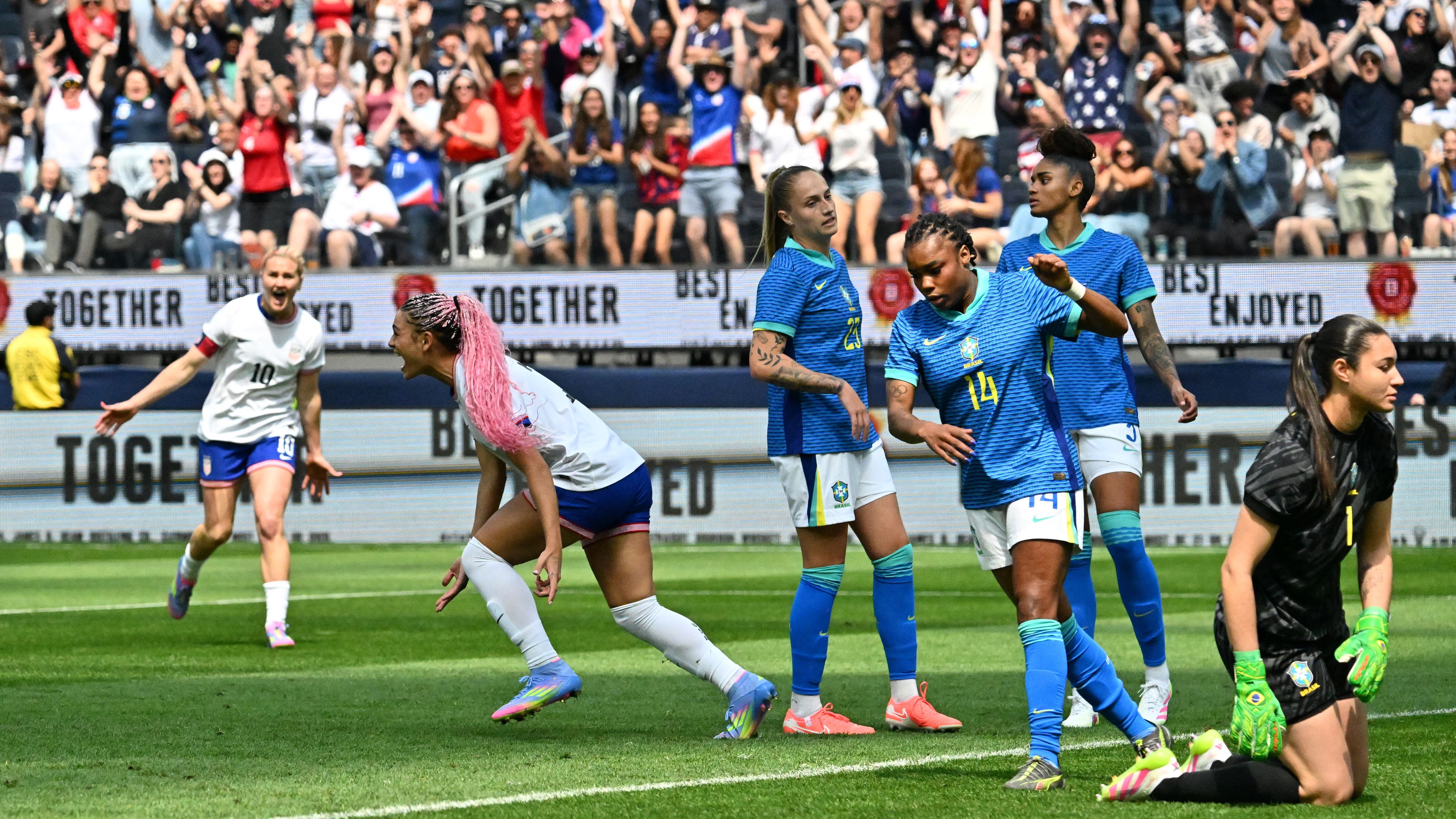 FBL-WOMEN-FRIENDLY-USA-BRAZIL