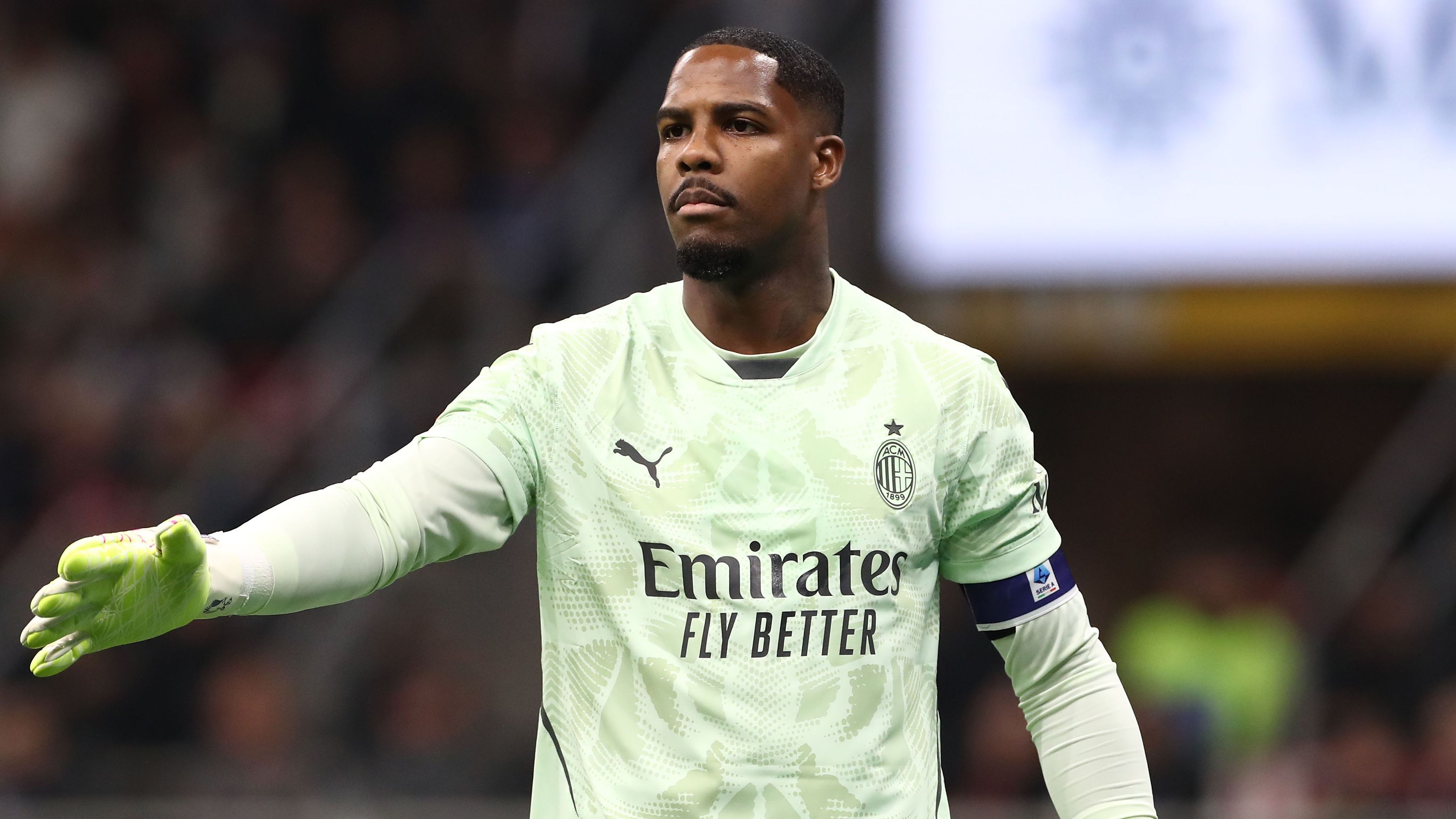 Mike Maignan gives AC Milan transfer ultimatum as Chelsea push to complete cut-price transfer for France No.1 goalkeeper | Goal.com UK