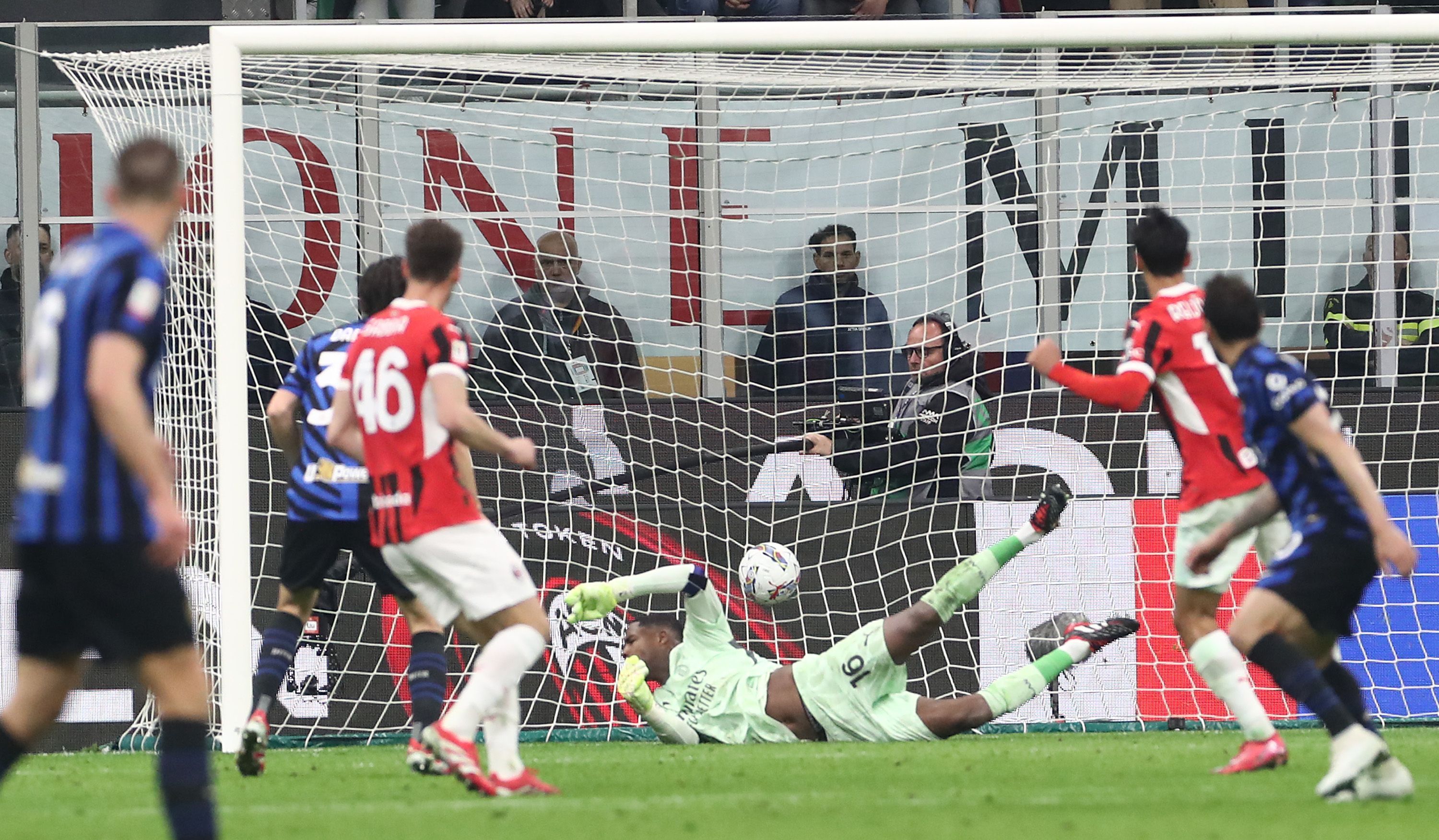 AC Milan v FC Internazionale: Semi Final - Coppa Italia