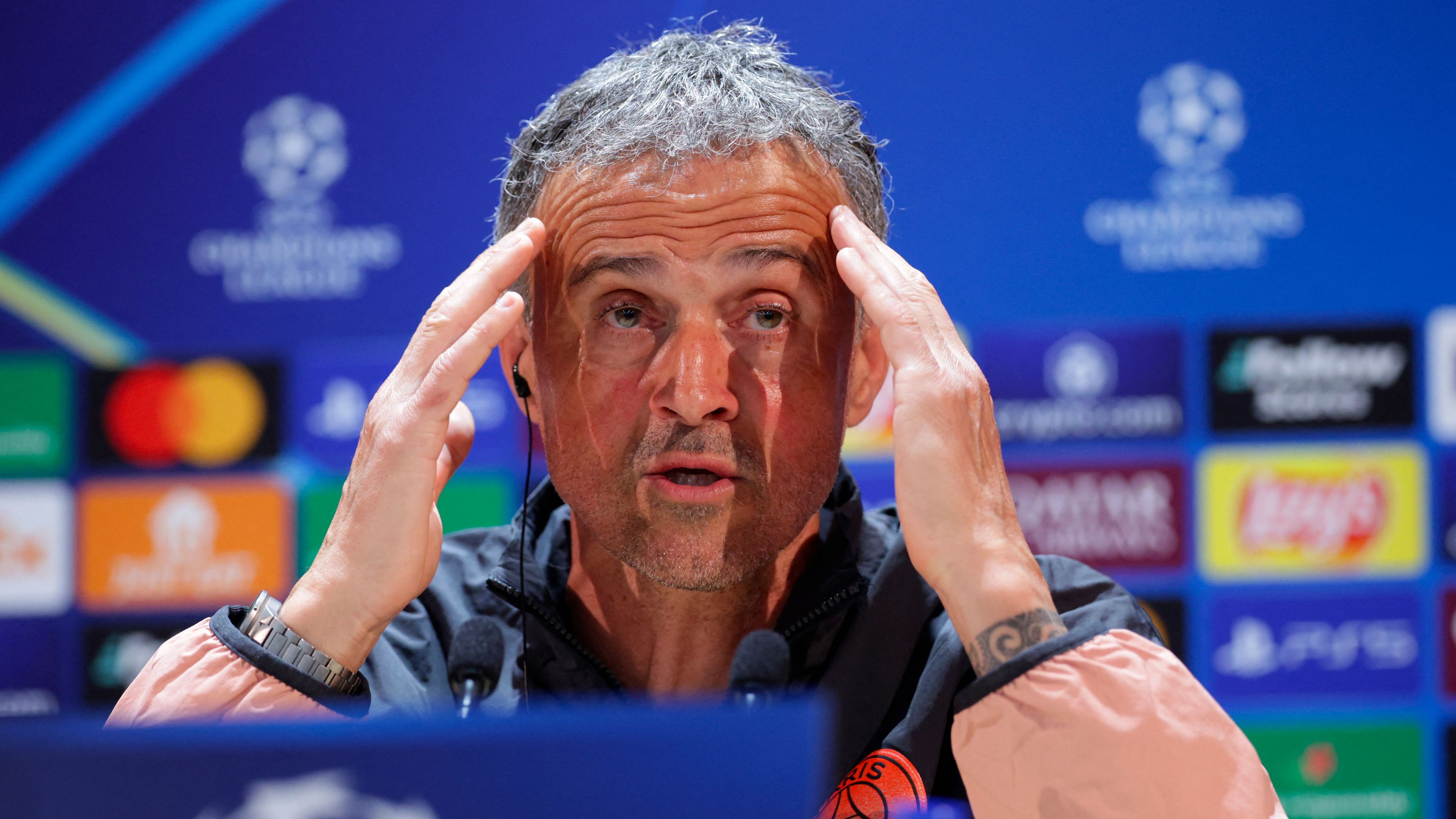 FBL-EUR-C1-PSG-PRESSER