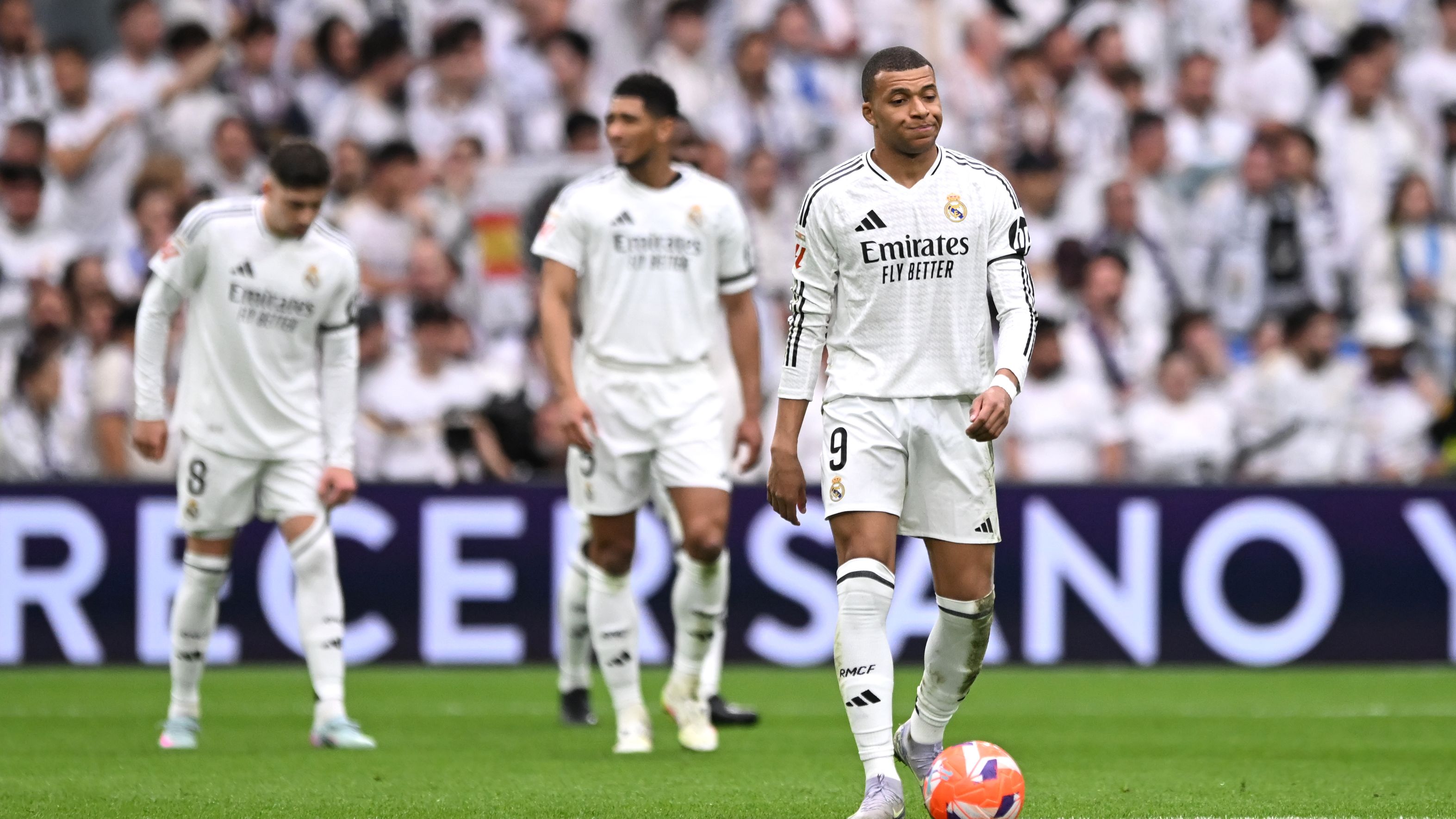 Real Madrid CF v Valencia CF - La Liga EA Sports