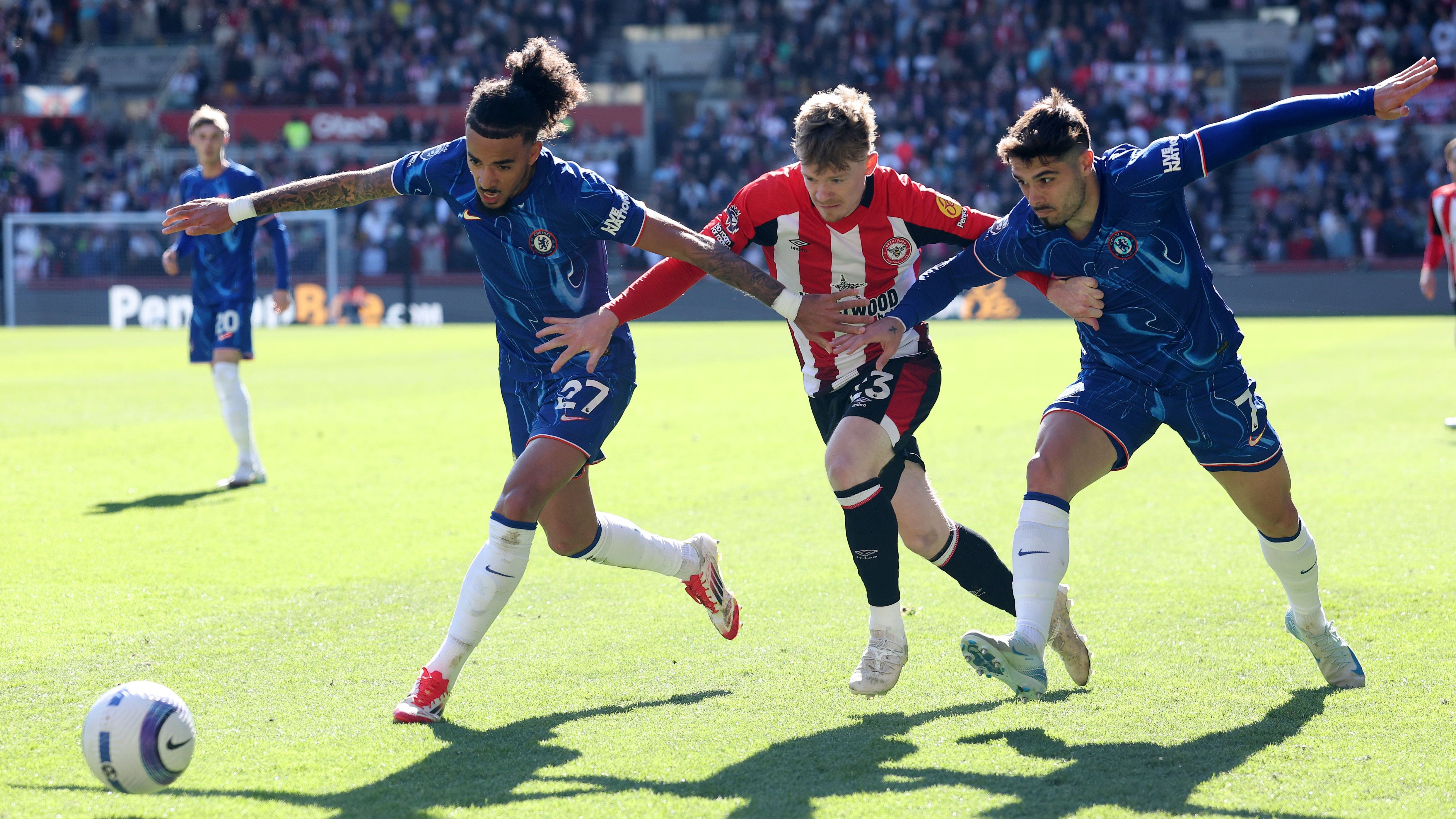 Brentford FC v Chelsea FC - Premier League