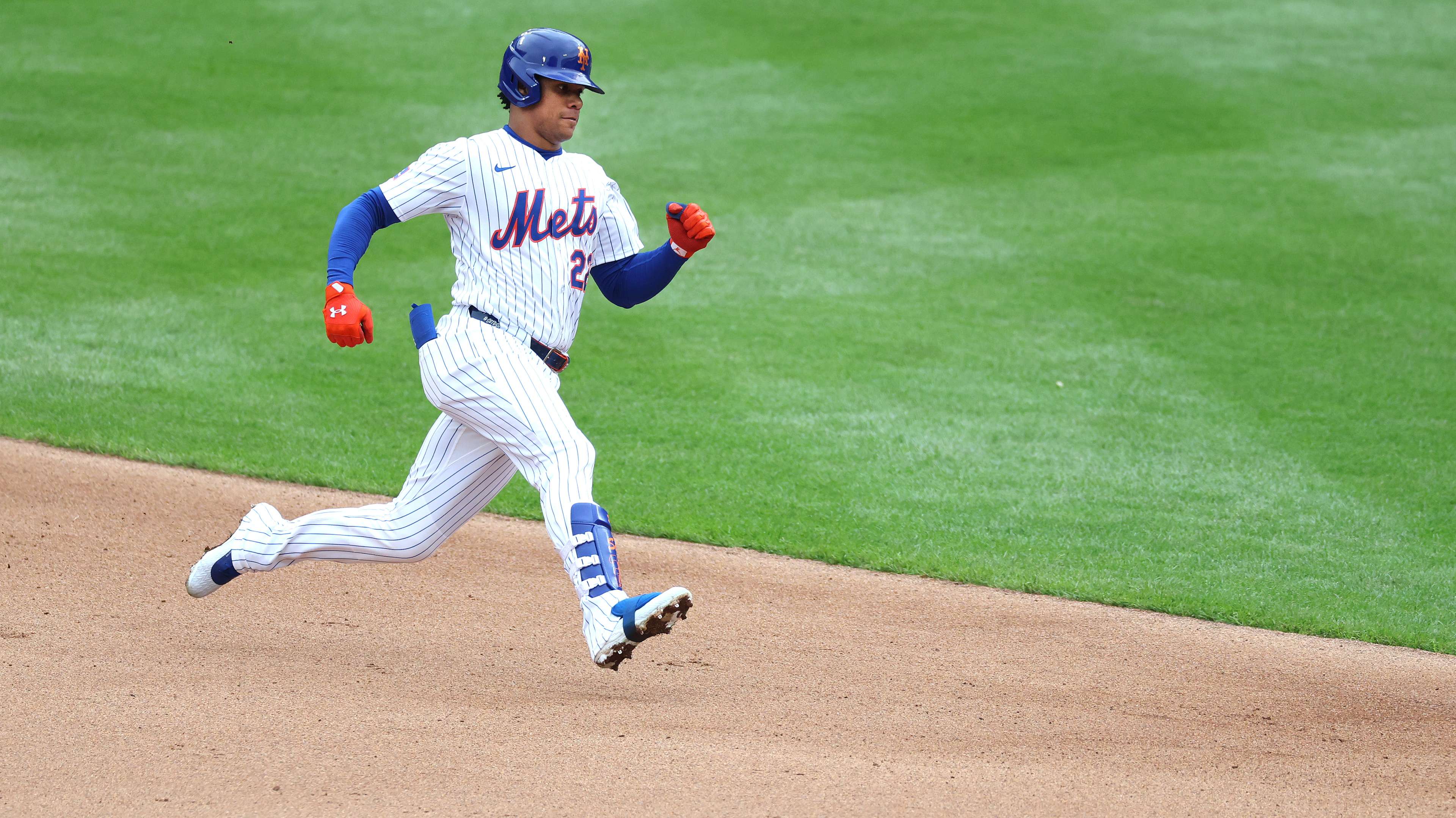 Toronto Blue Jays v New York Mets