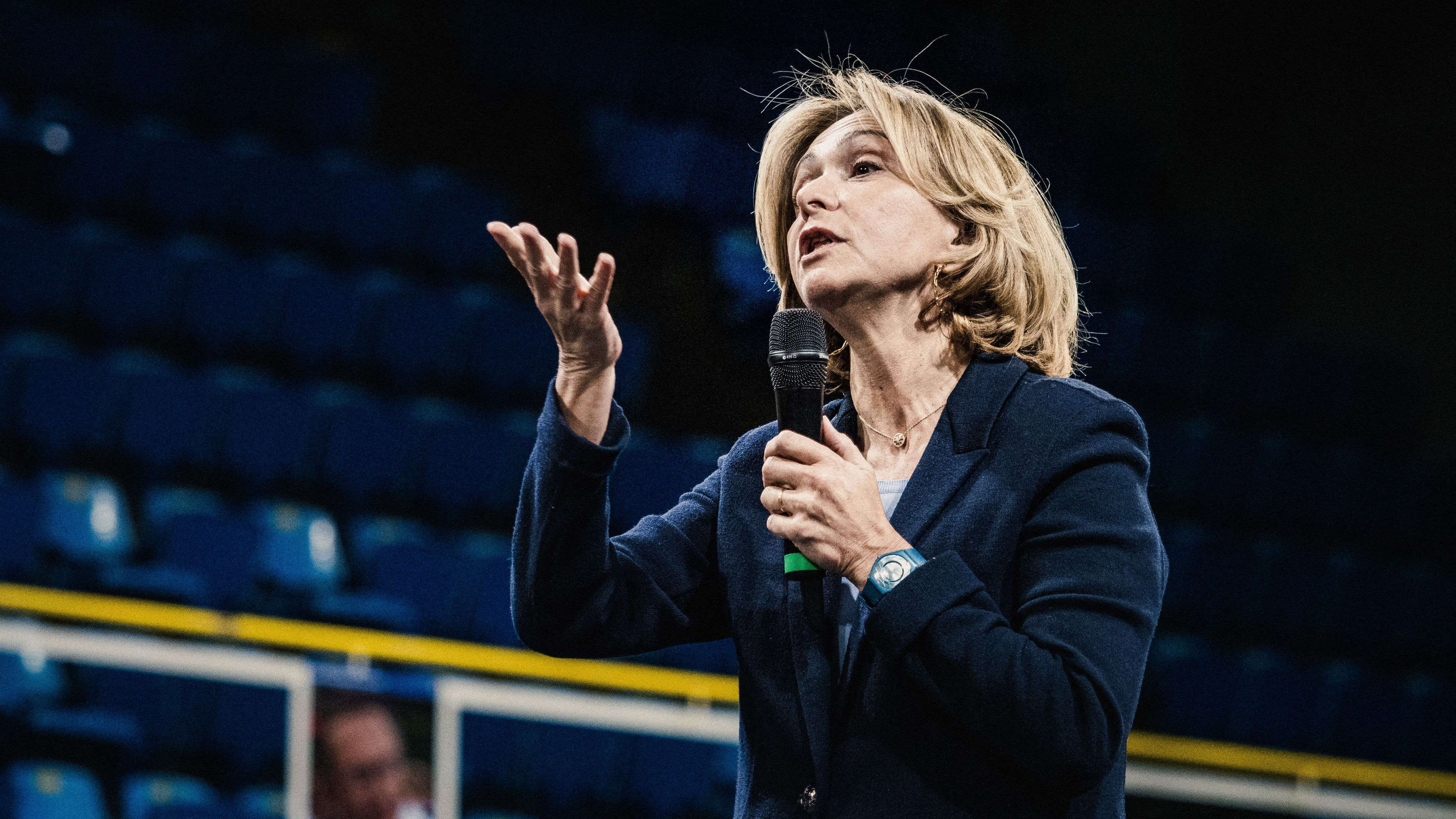 FRANCE-POLITICS-LR-RETAILLEAU-LEVALLOIS-PERRET