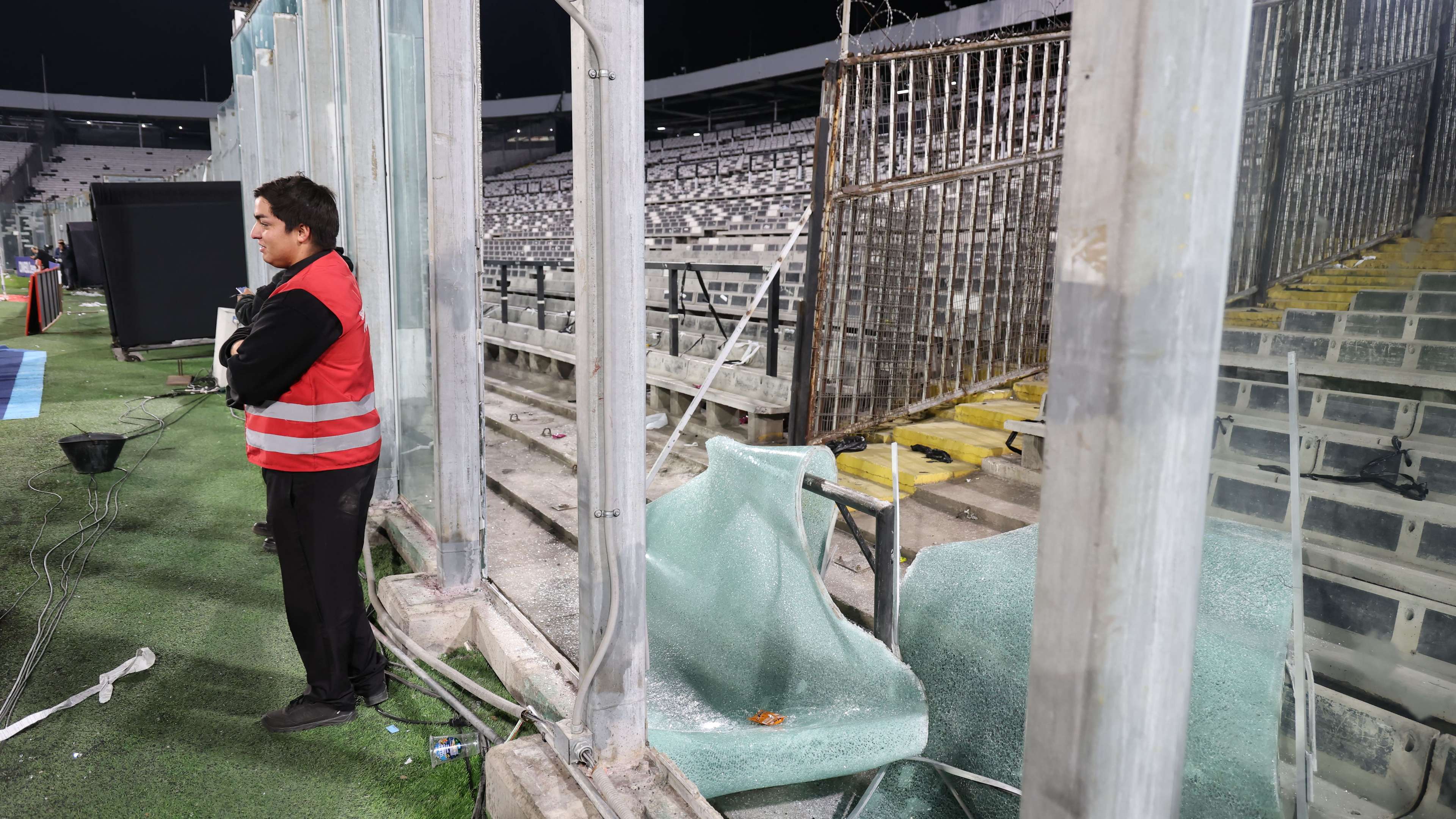 TOPSHOT-FBL-LIBERTADORES-COLOCOLO-FORTALEZA-FANS
