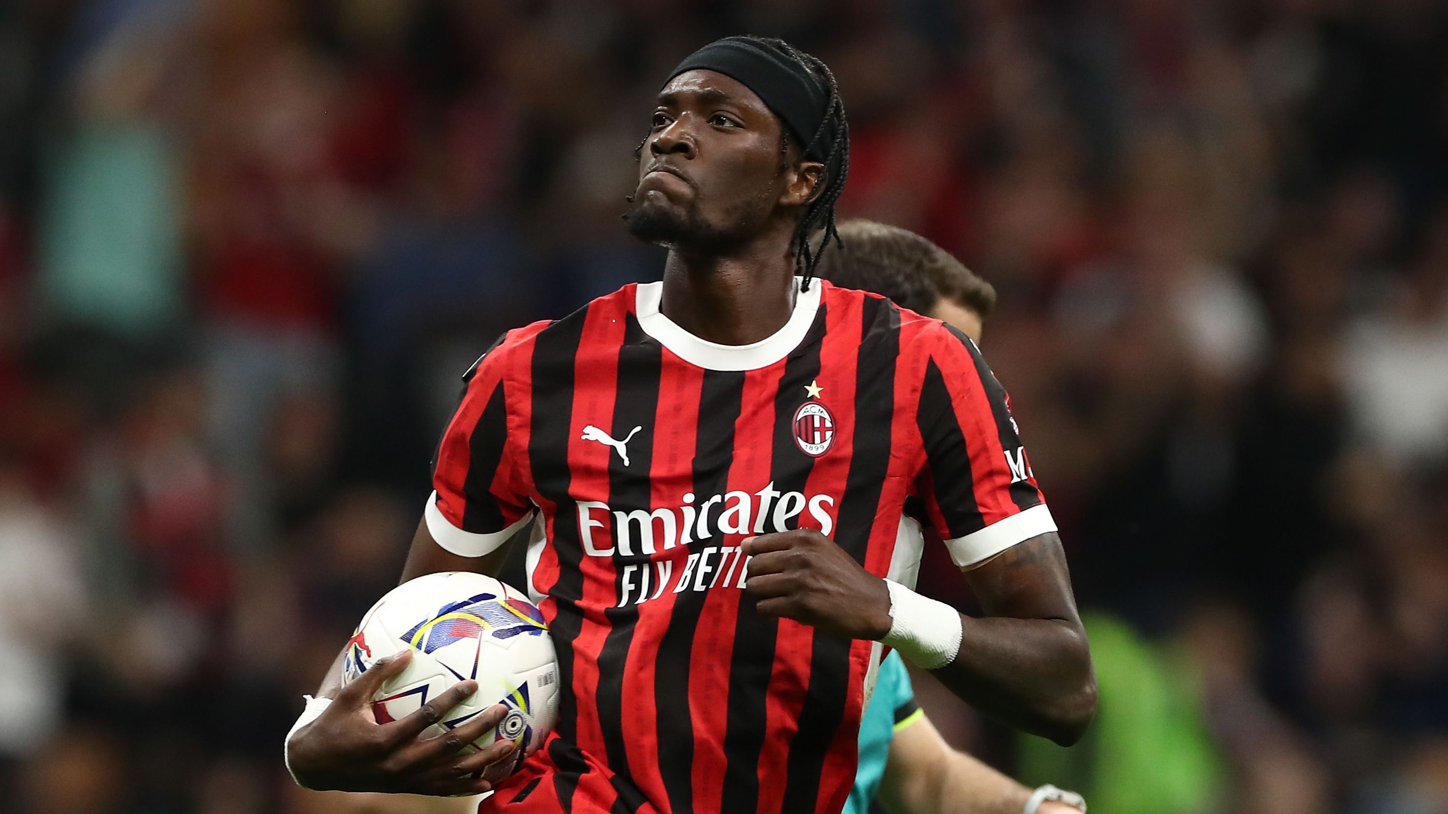 Tammy Abraham agrees to team up with ex-Man Utd boss as Roma accept €20m bid for striker following AC Milan spell | Goal.com UK