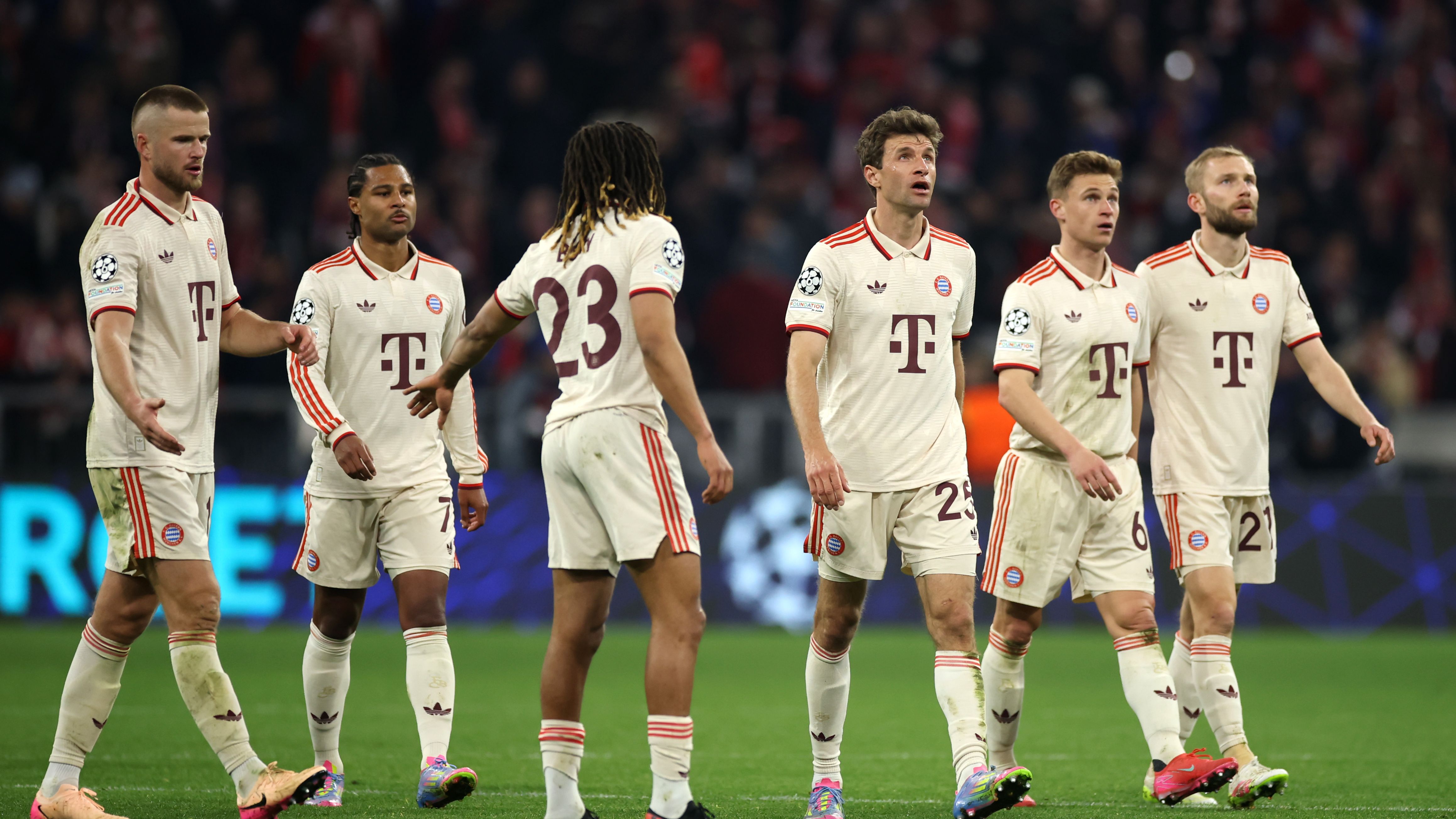 FC Bayern München v FC Internazionale Milano - UEFA Champions League 2024/25 Quarter Final First Leg