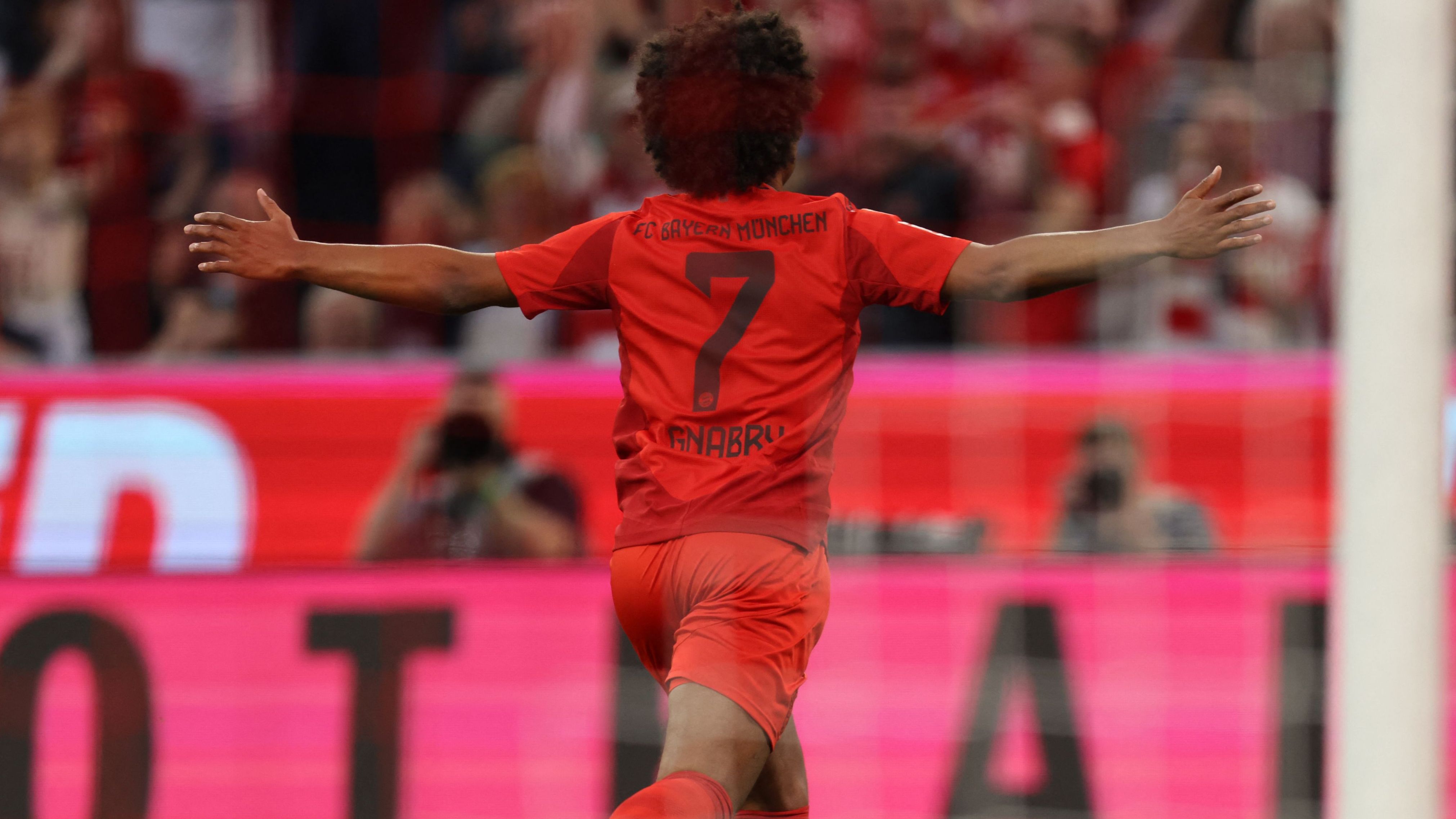 FBL-GER-BUNDESLIGA-BAYERN MUNICH-DORTMUND