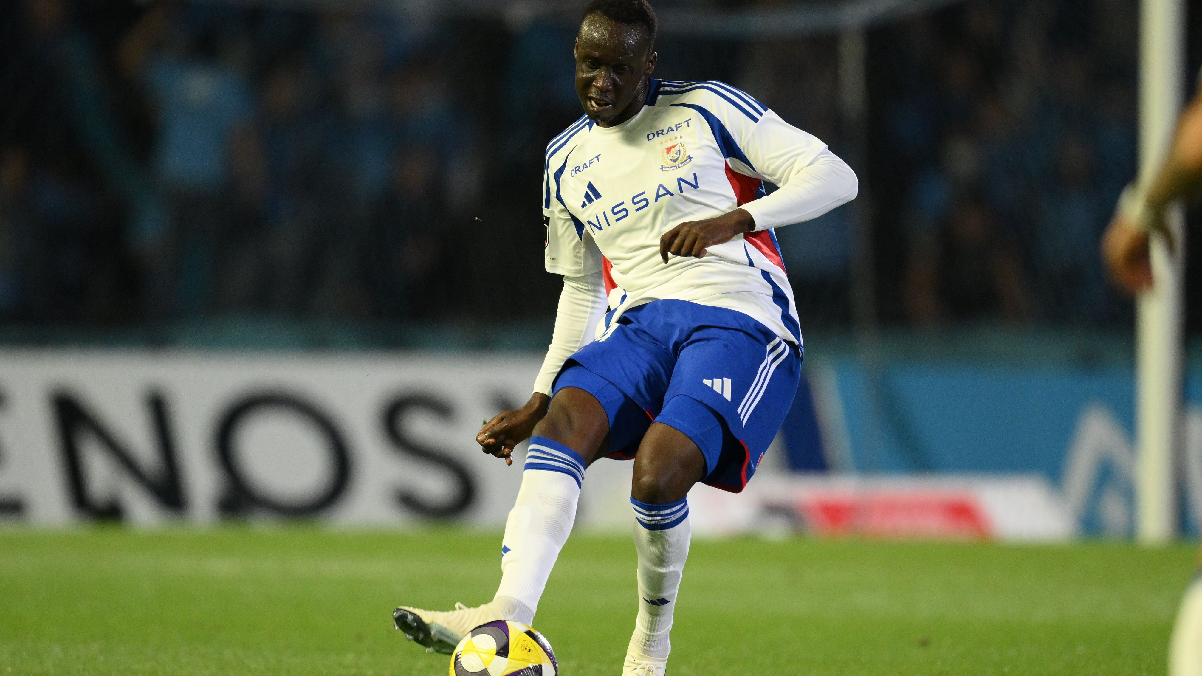 Kawasaki Frontale v Yokohama F•Marinos - J.LEAGUE MEIJI YASUDA J1