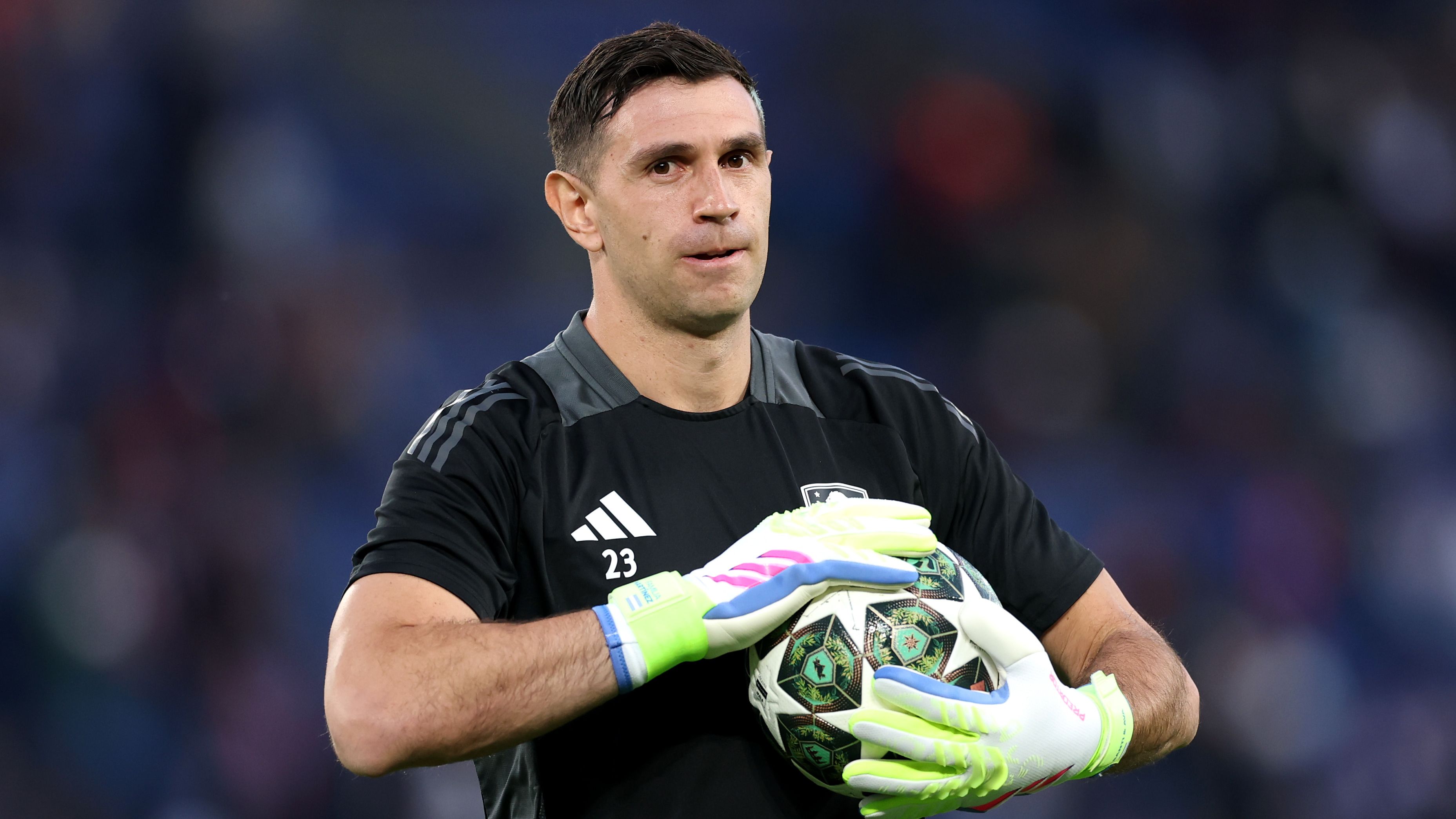 Paris Saint-Germain v Aston Villa FC - UEFA Champions League 2024/25 Quarter Final First Leg