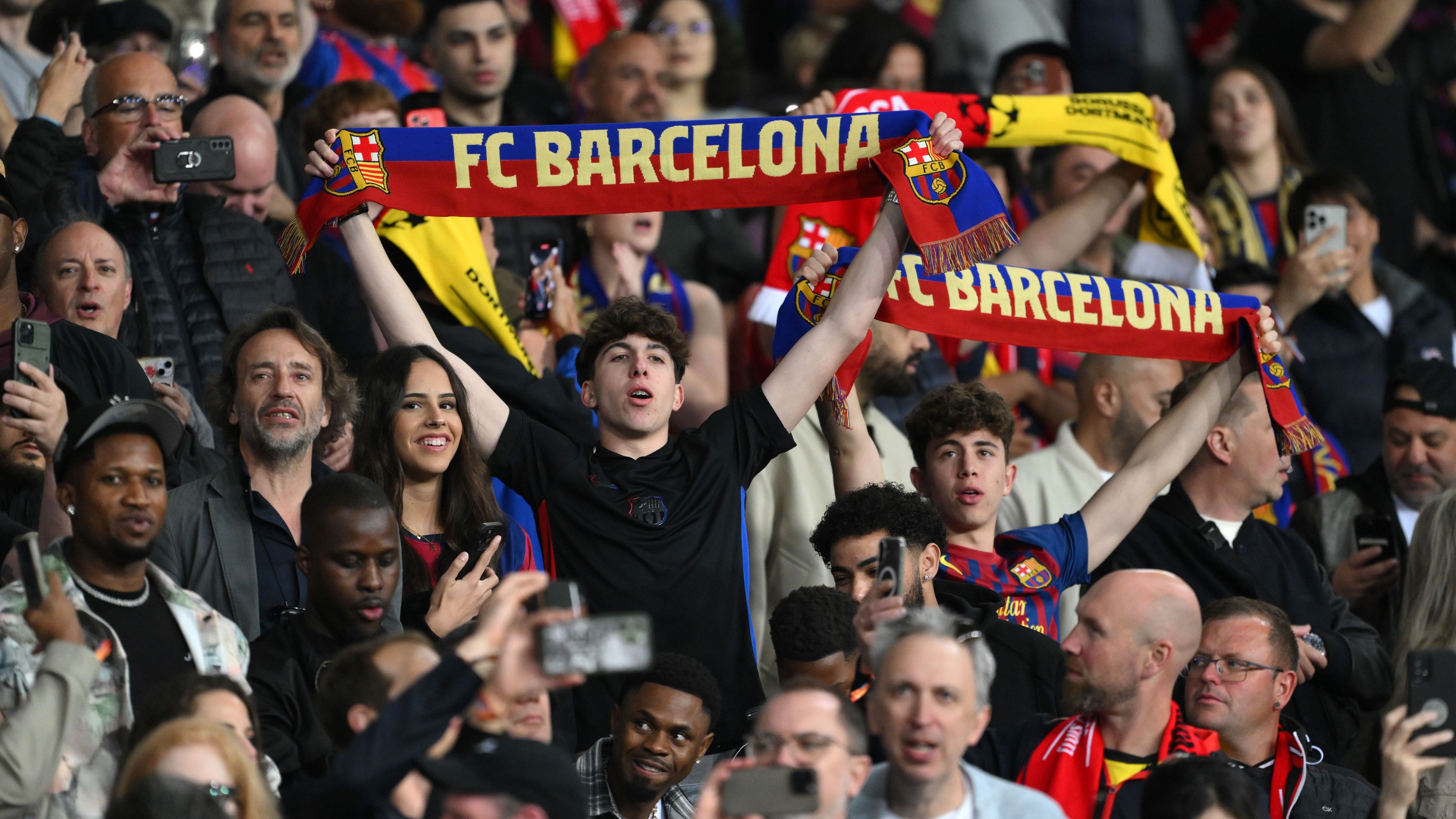 FC Barcelona v Borussia Dortmund - UEFA Champions League 2024/25 Quarter Final First Leg