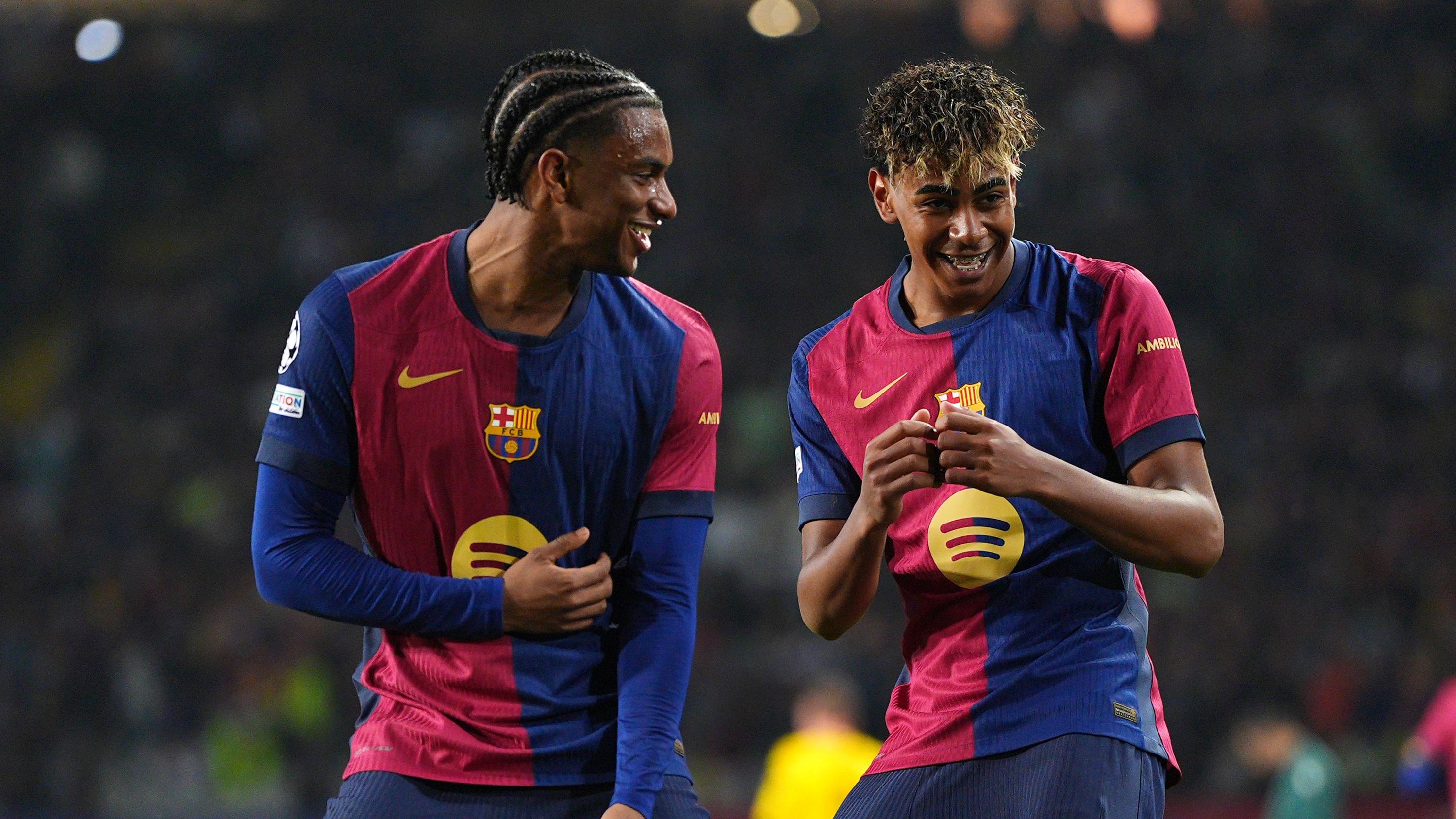 セール…ロベルト・レヴァンドフスキとマリクティルマン直筆サイン入り2Lサイズ写真 ロベルト レヴァンドフスキとマリクティルマン直筆サイン入り2L