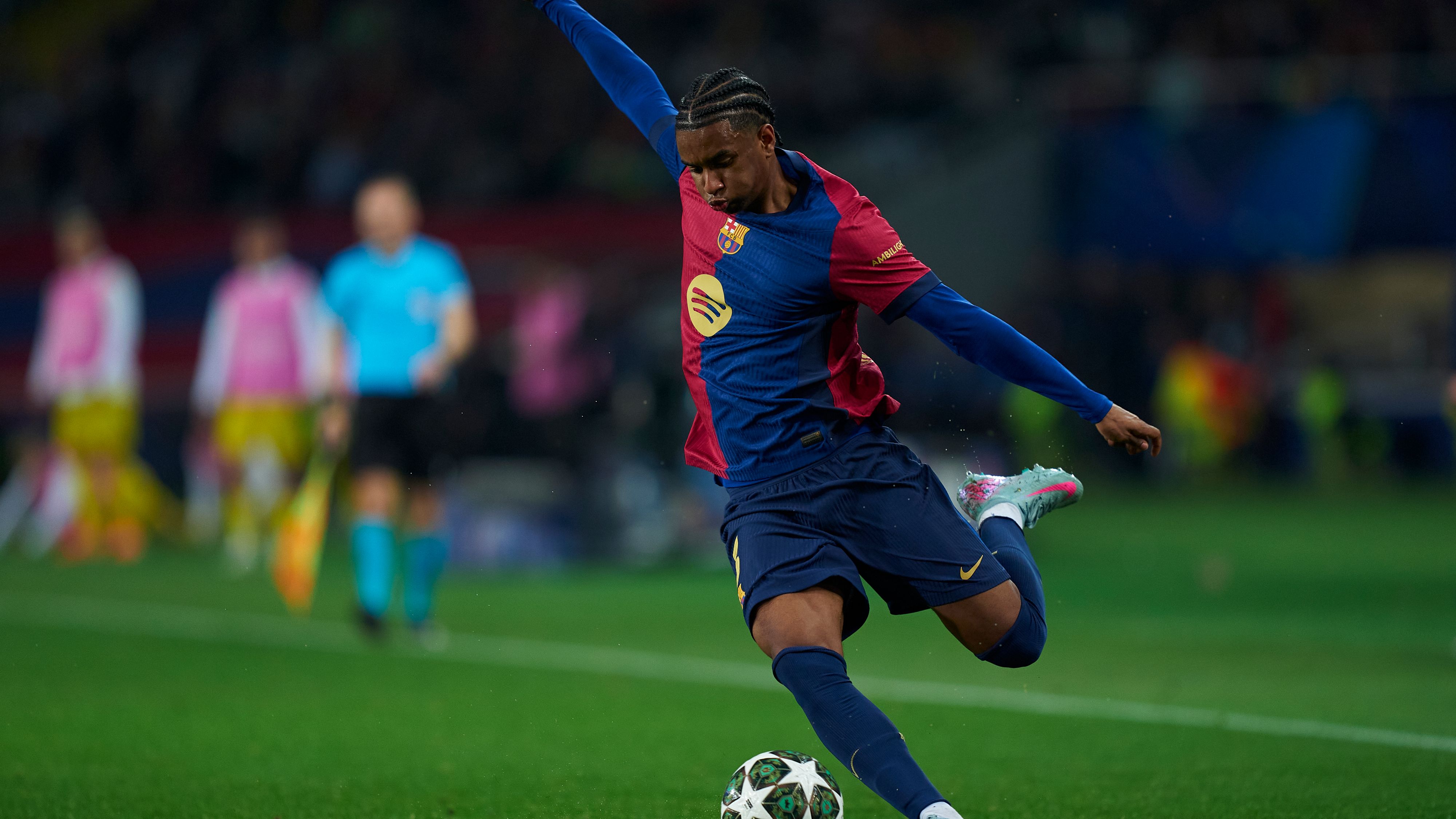 FC Barcelona v Borussia Dortmund - UEFA Champions League 2024/25 Quarter Final First Leg