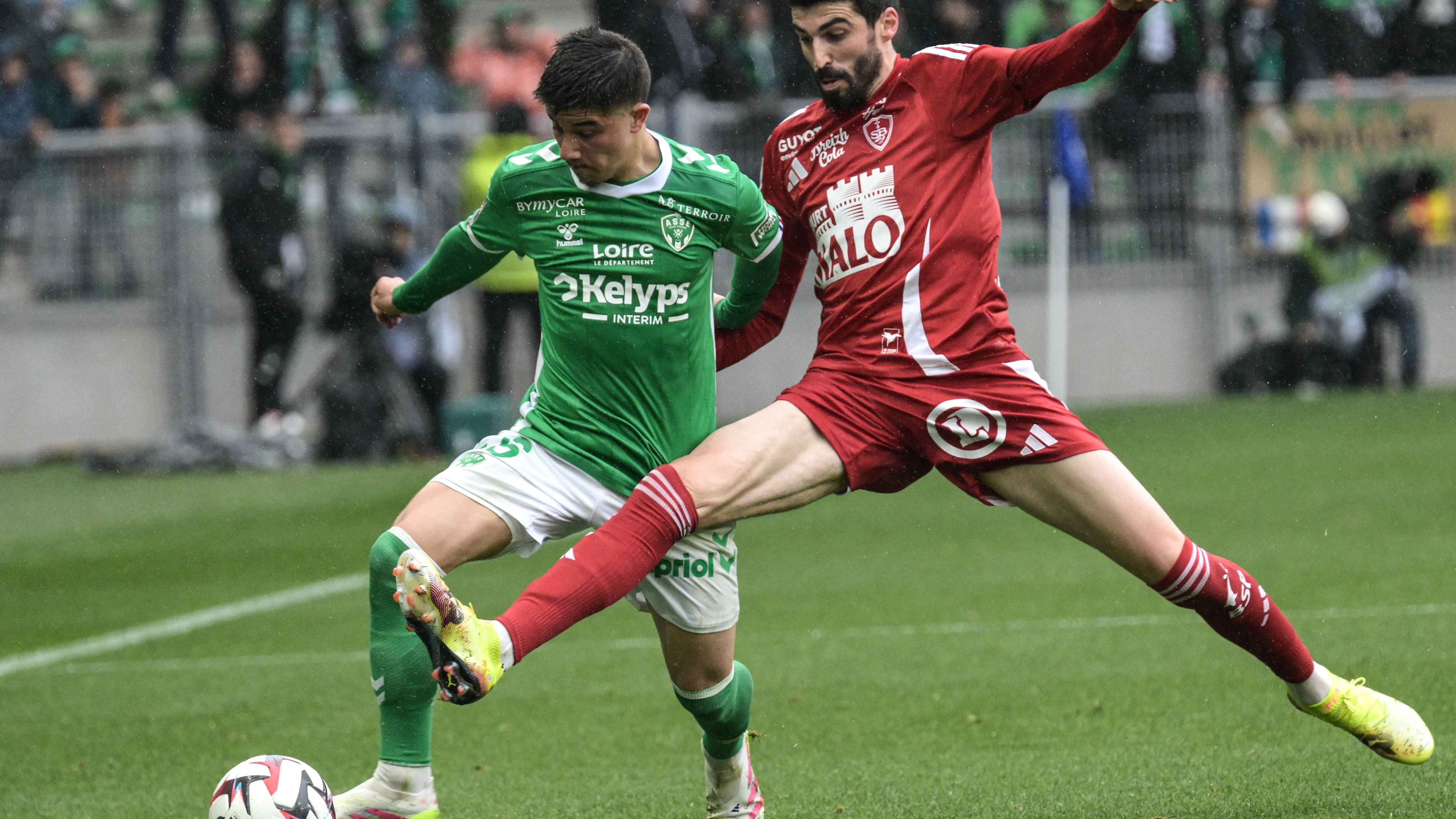 FBL-FRA-LIGUE1-SAINT-ETIENNE-BREST