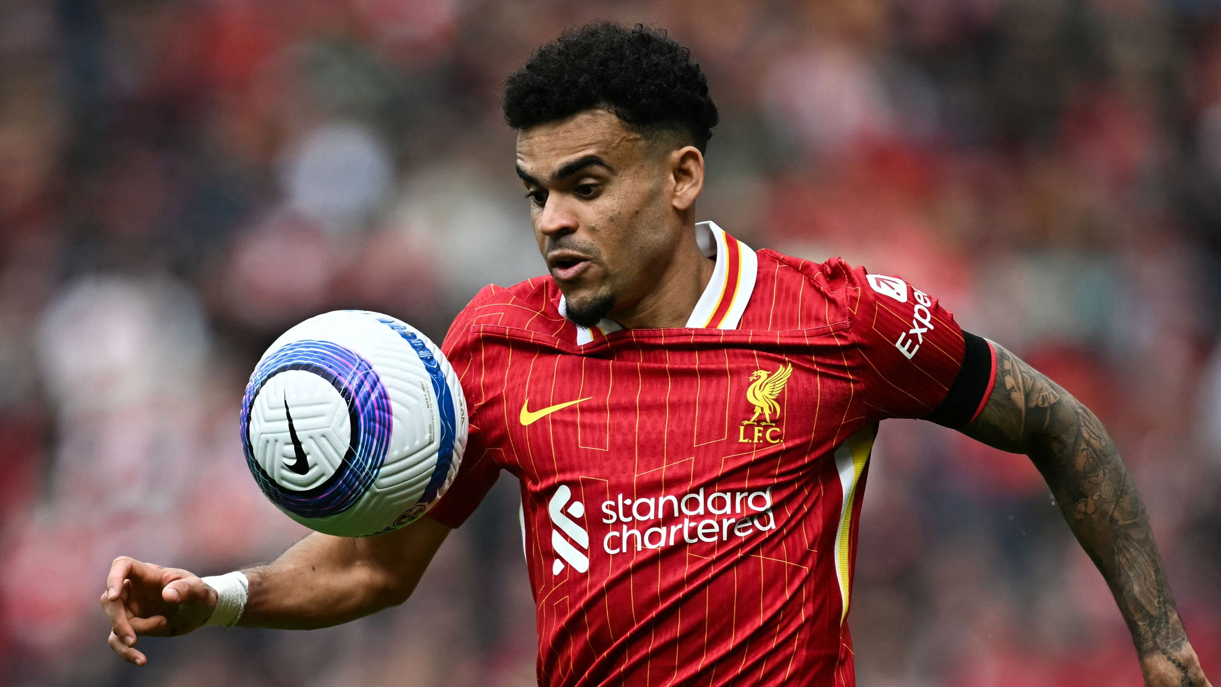 Bayern Munich yet to reach Luis Diaz agreement while Nick Woltemade talks remain at a standstill as sporting director hints they won't bring in Jamal Musiala replacement | Goal.com UK