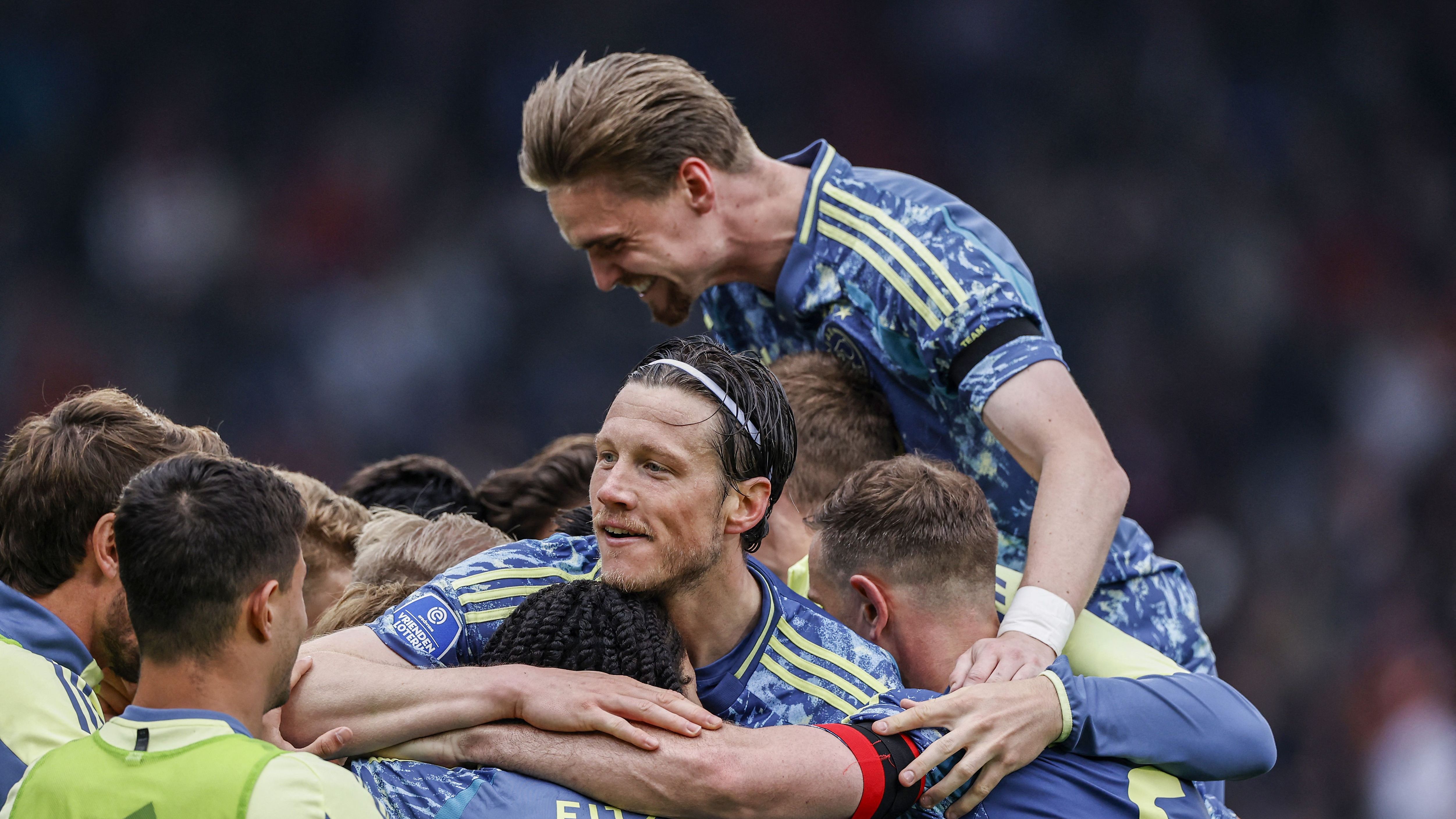 FBL-NED-EREDIVISIE-WILLEM II-AJAX