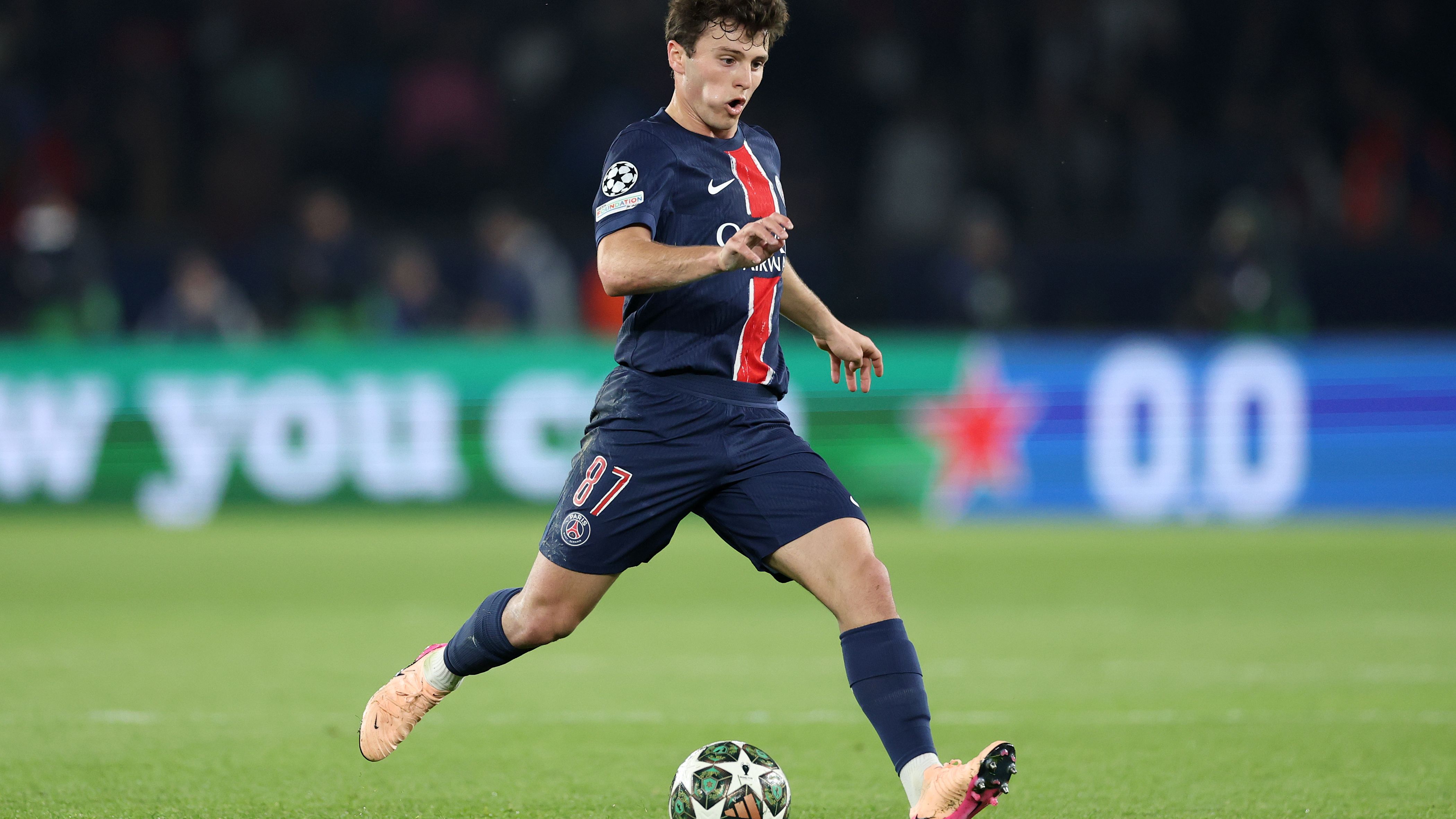 Paris Saint-Germain v 	Aston Villa FC - UEFA Champions League 2024/25 Quarter Final First Leg