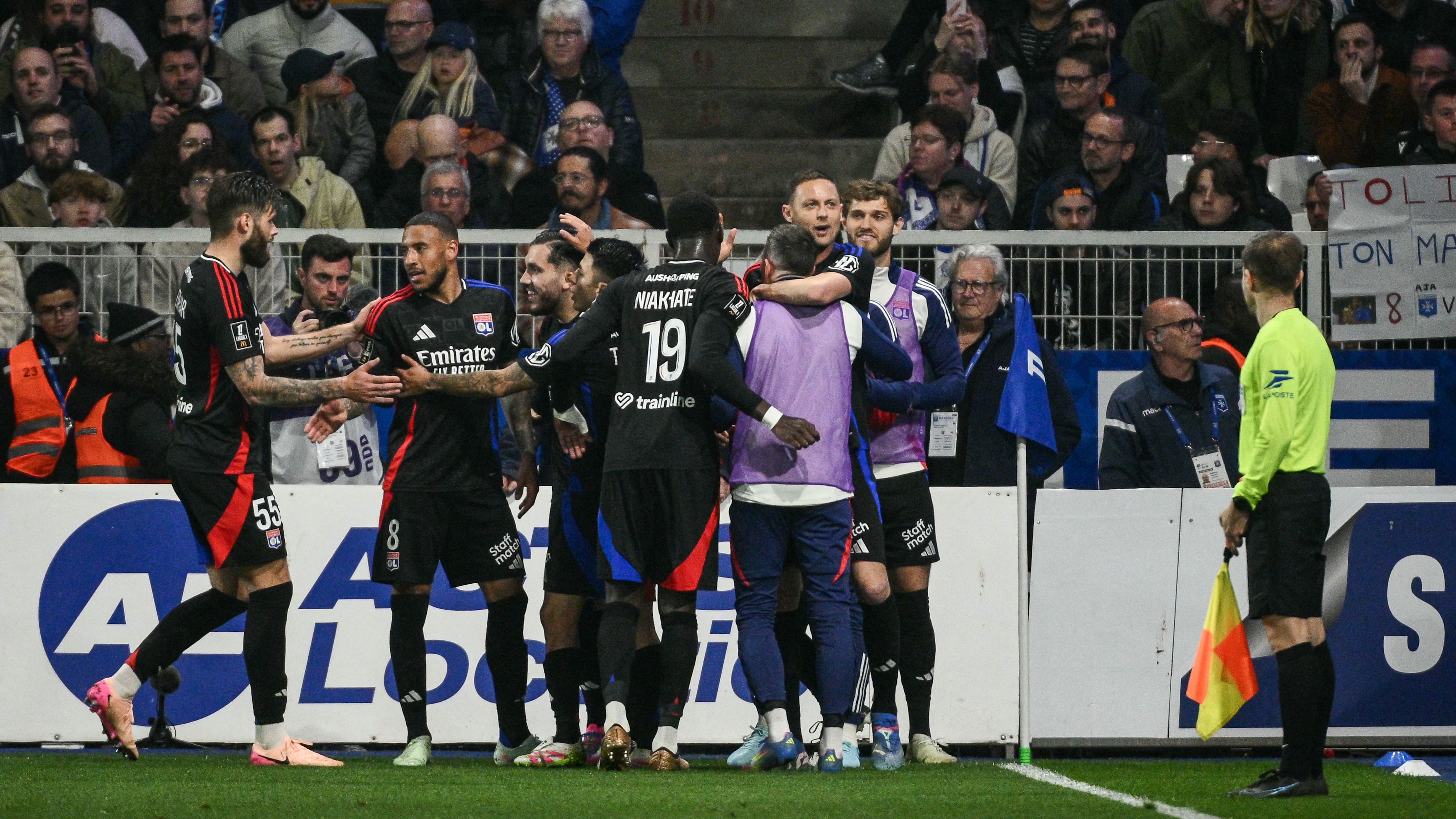 FBL-FRA-LIGUE1-AUXERRE-LYON