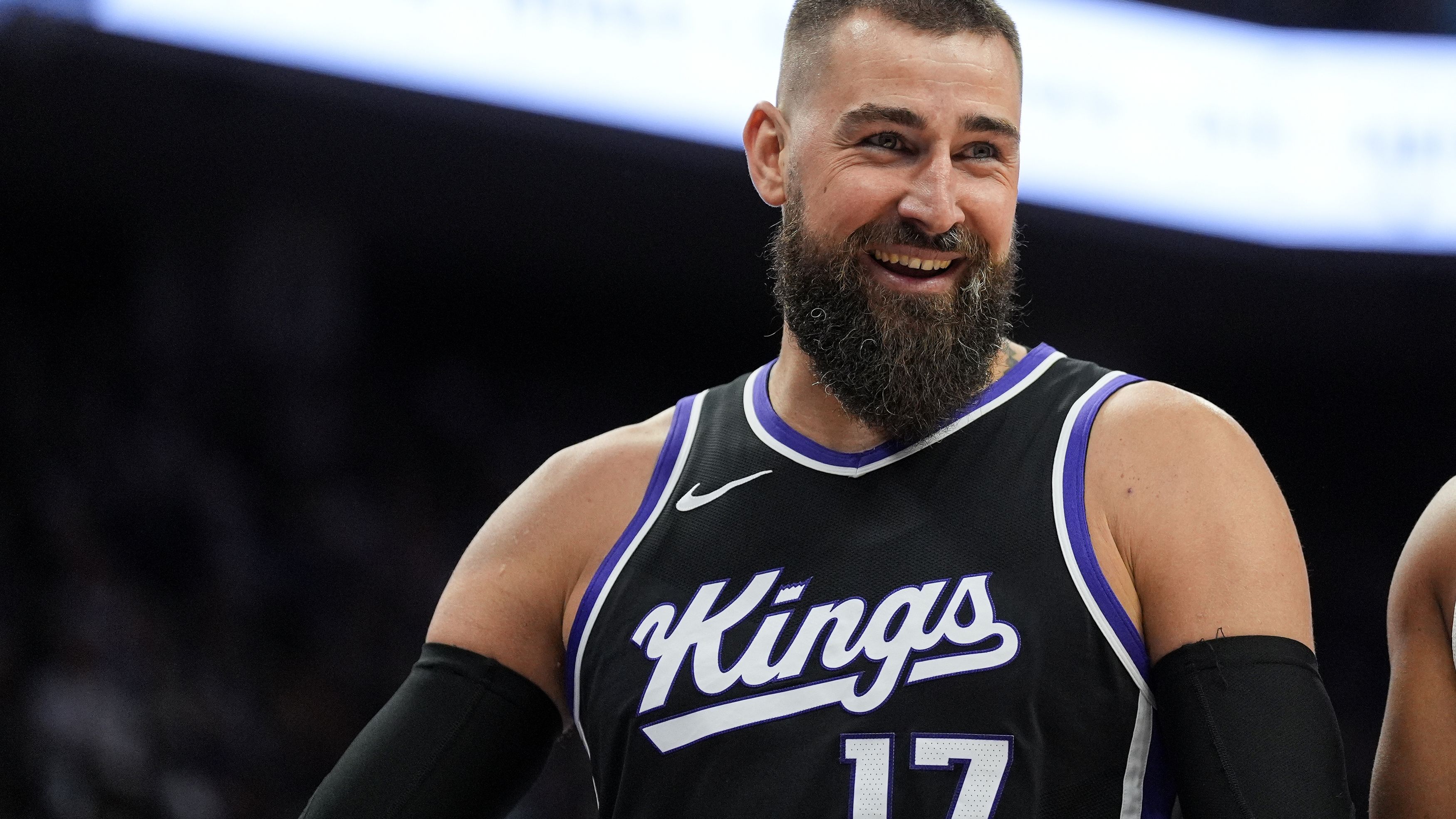 Phoenix Suns v Sacramento Kings