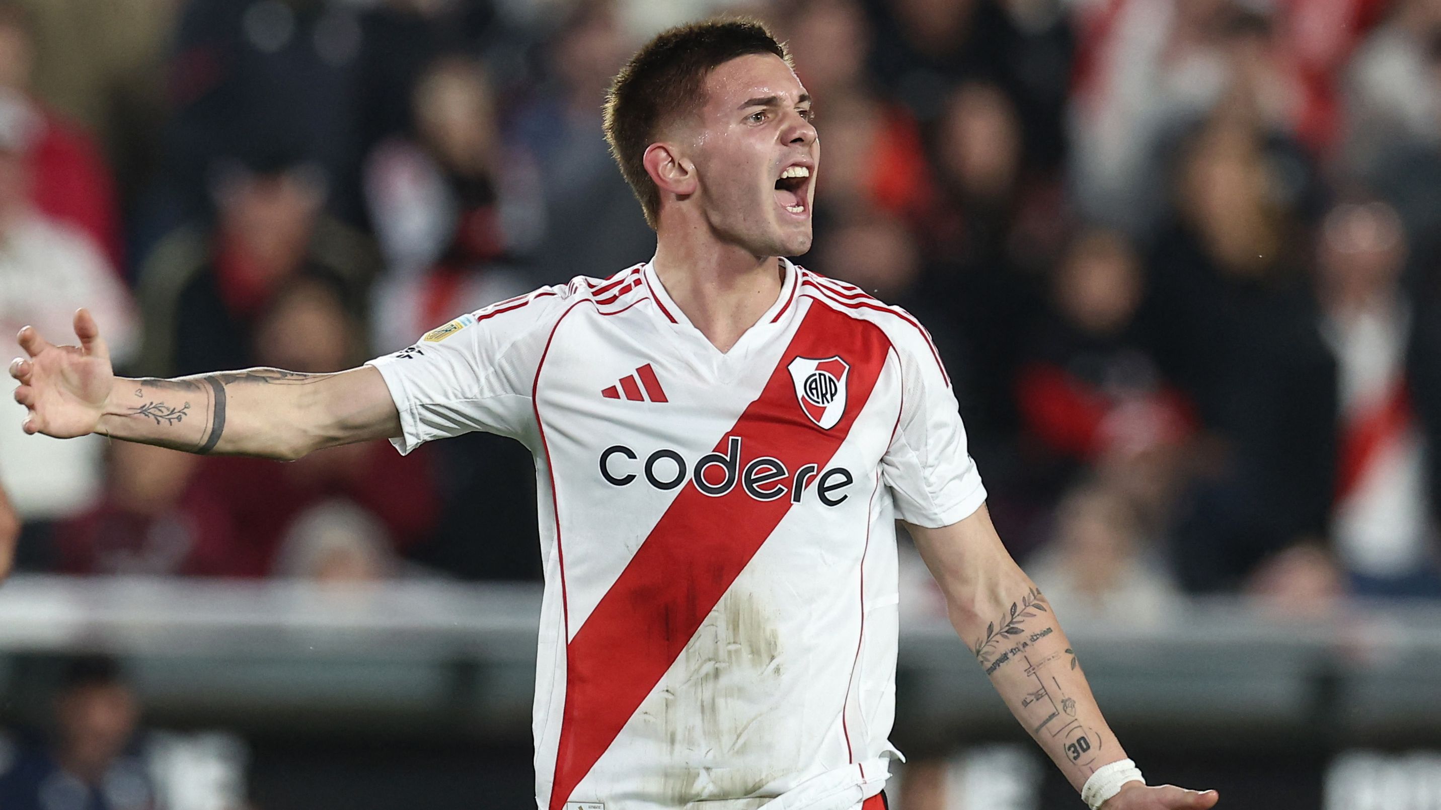 FBL-ARG-RIVER-TALLERES