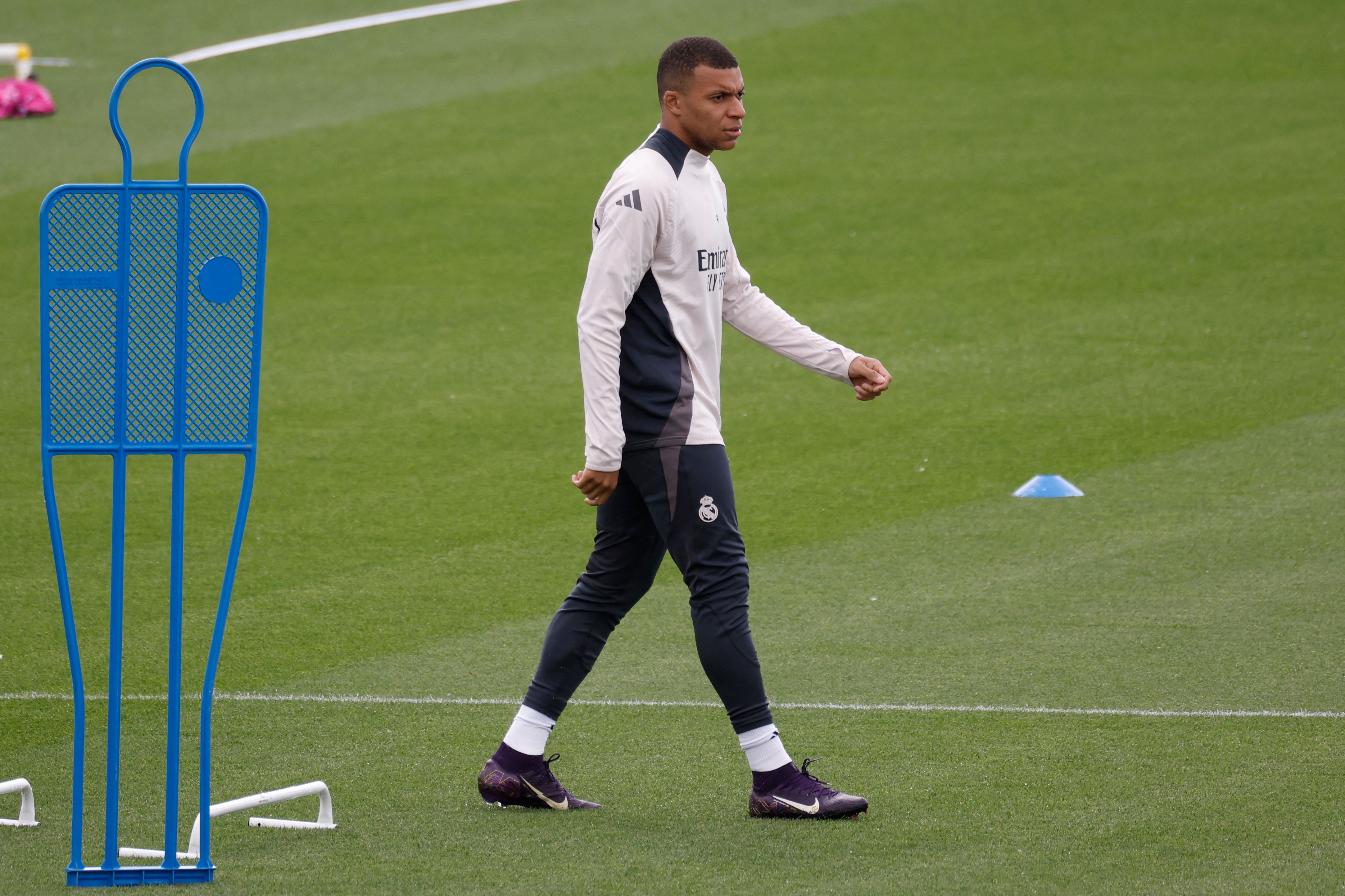 FBL-EUR-C1-REAL MADRID-TRAINING