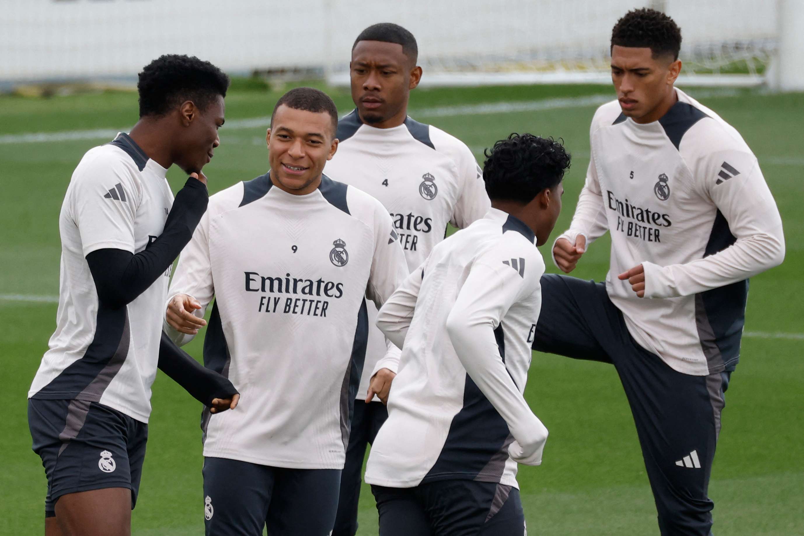 FBL-EUR-C1-REAL MADRID-TRAINING