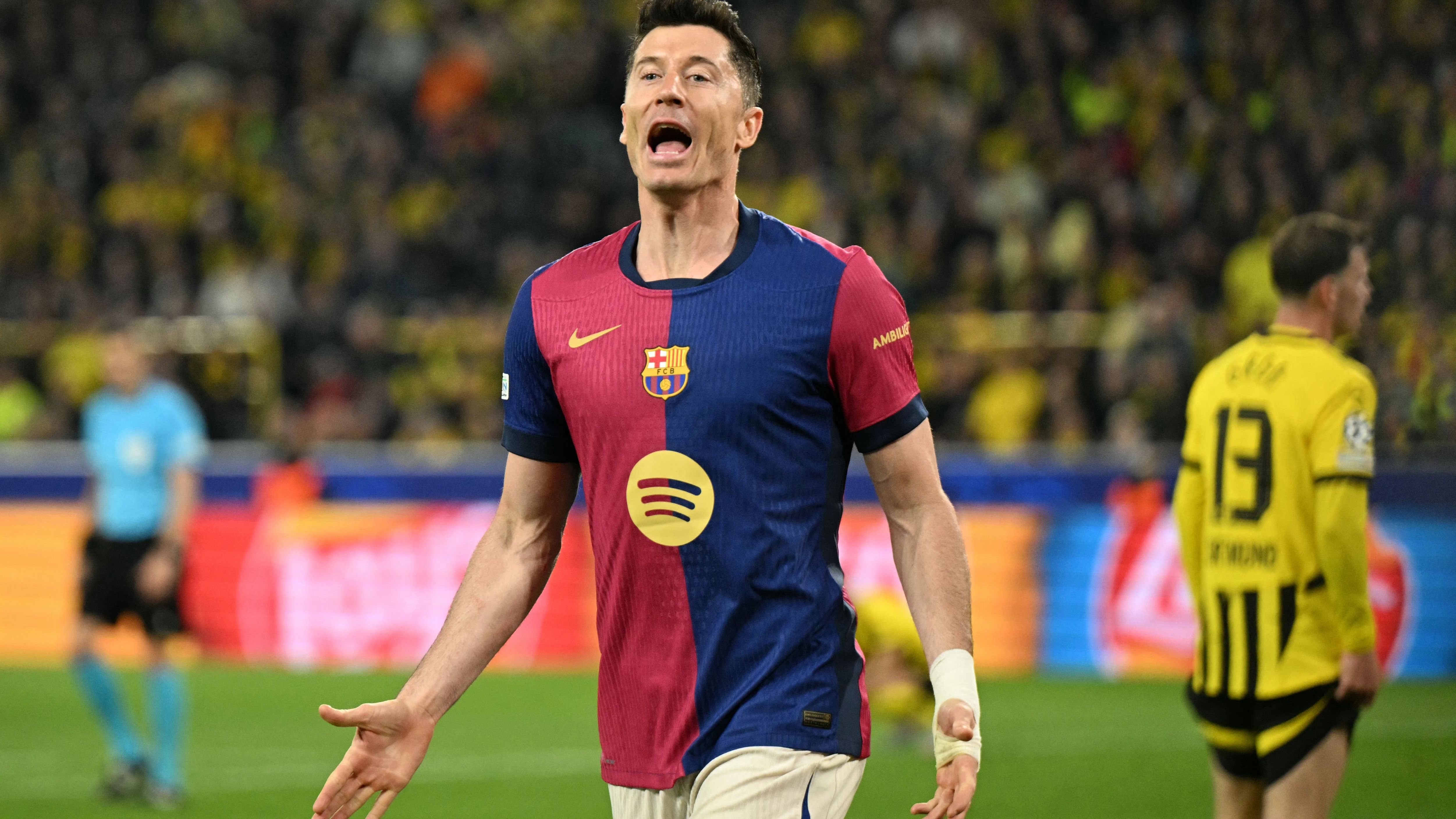 'The fans should understand me' - Barcelona hitman Robert Lewandowski fires back at Borussia Dortmund supporters after being pelted with boos on return to his former club | Goal.com UK