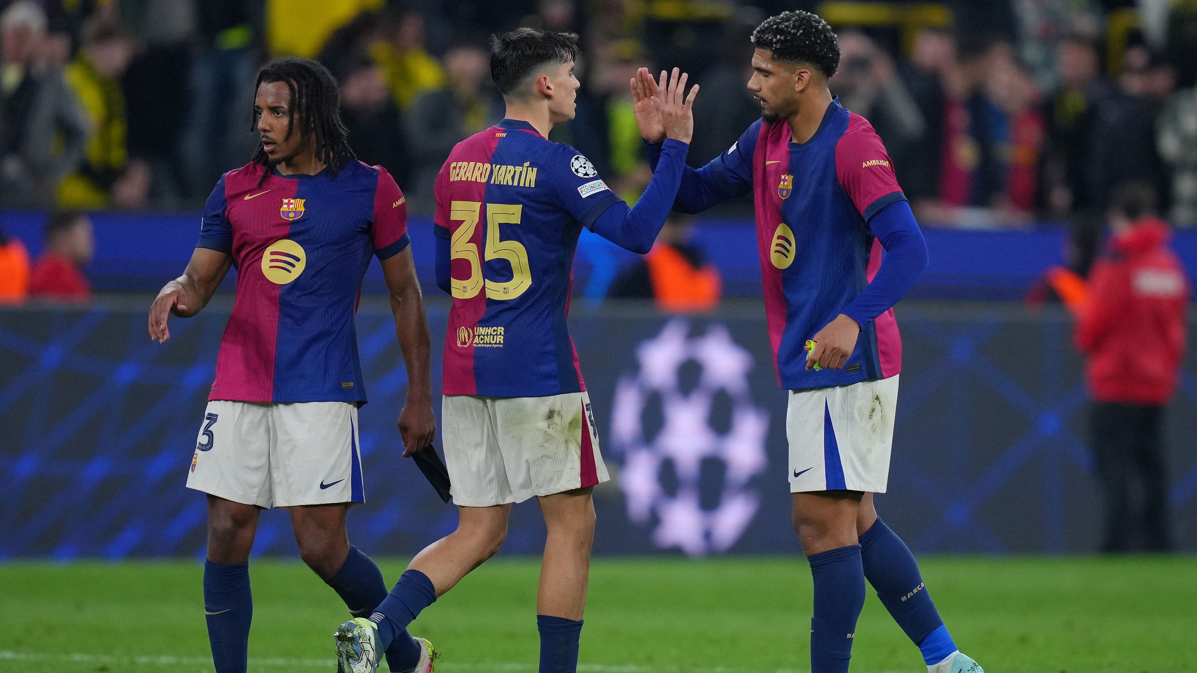 TOPSHOT-FBL-EUR-C1-DORTMUND-BARCELONA