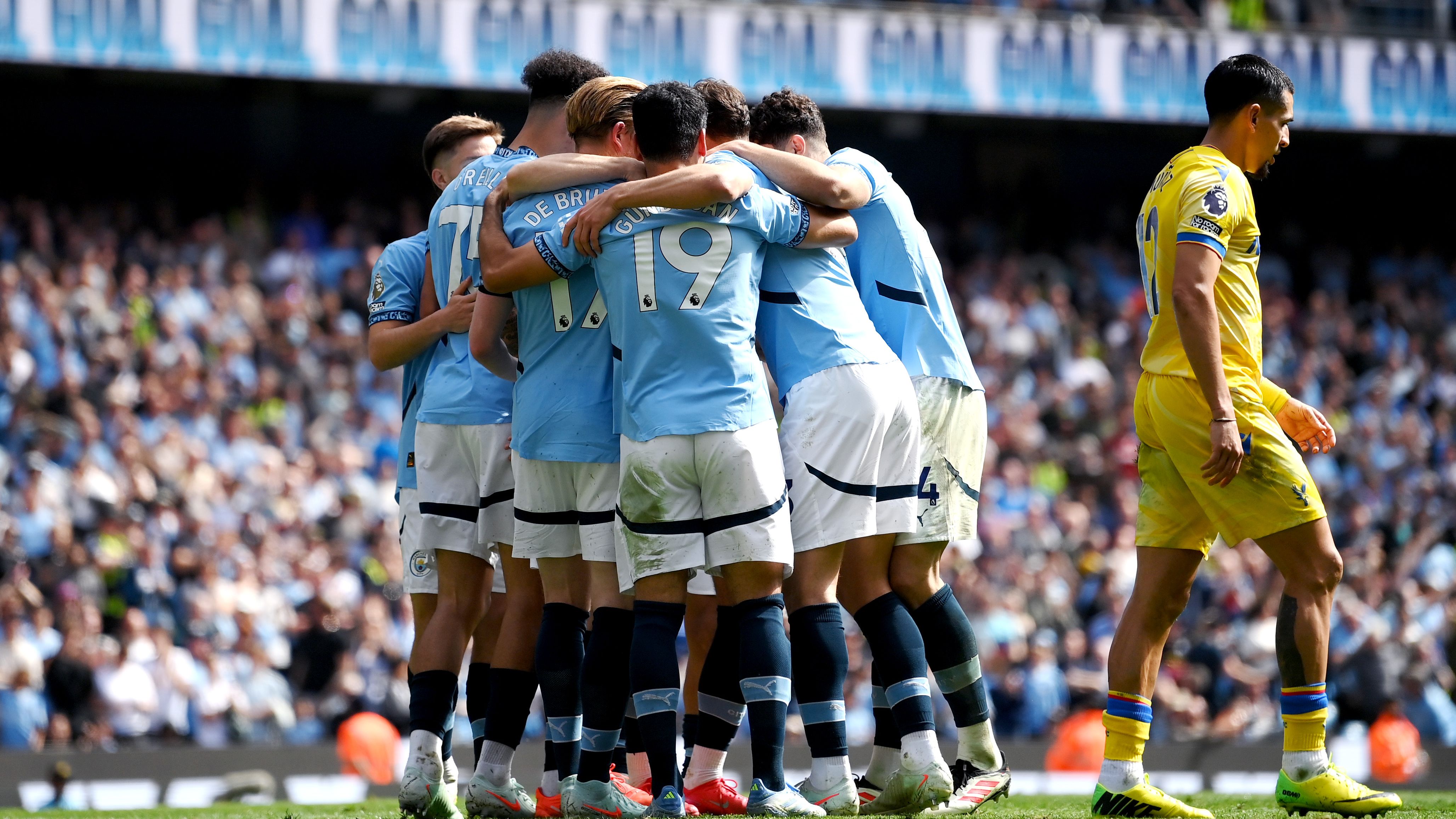 Manchester City FC v Crystal Palace FC - Premier League