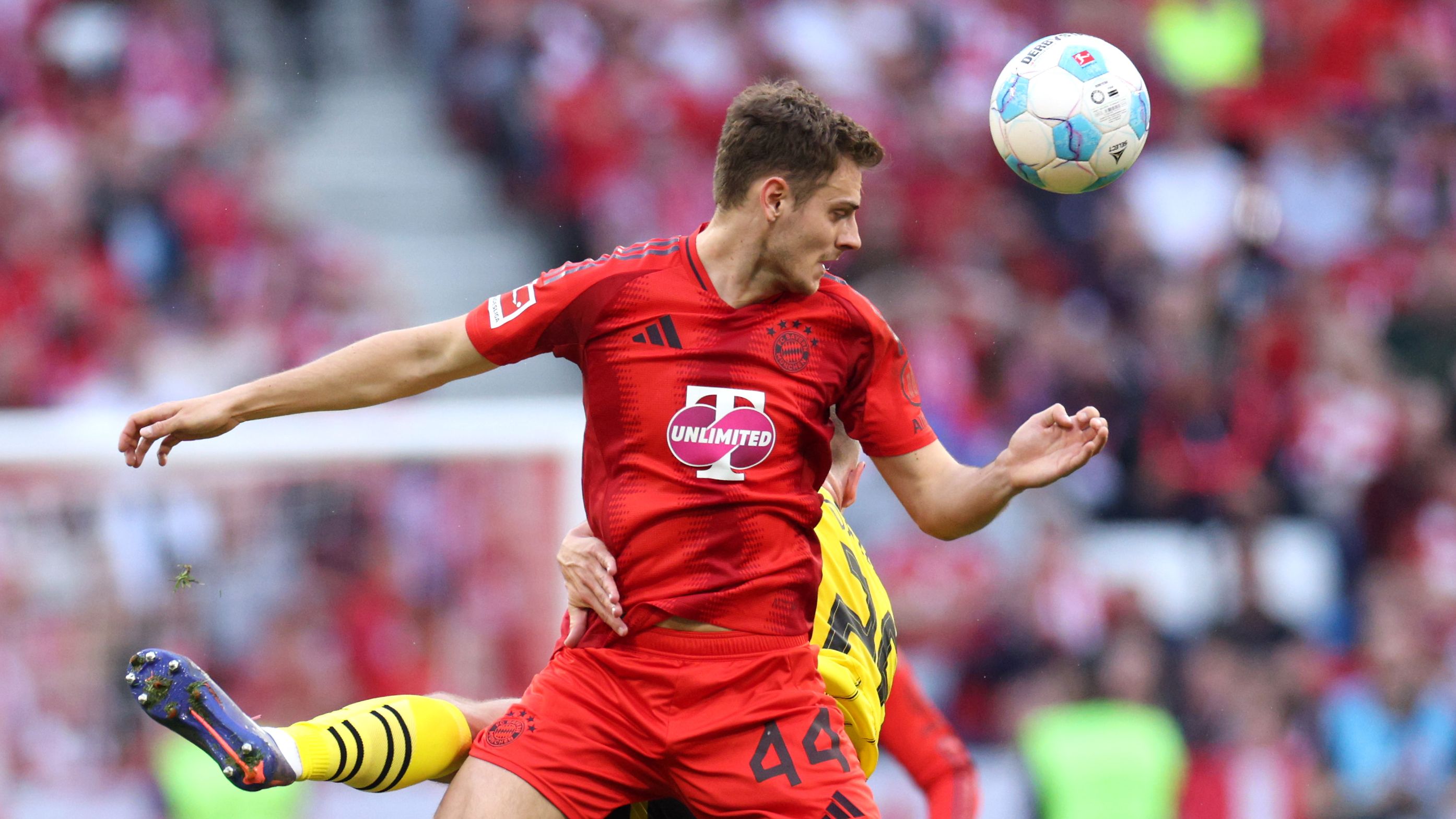 FC Bayern München v Borussia Dortmund - Bundesliga
