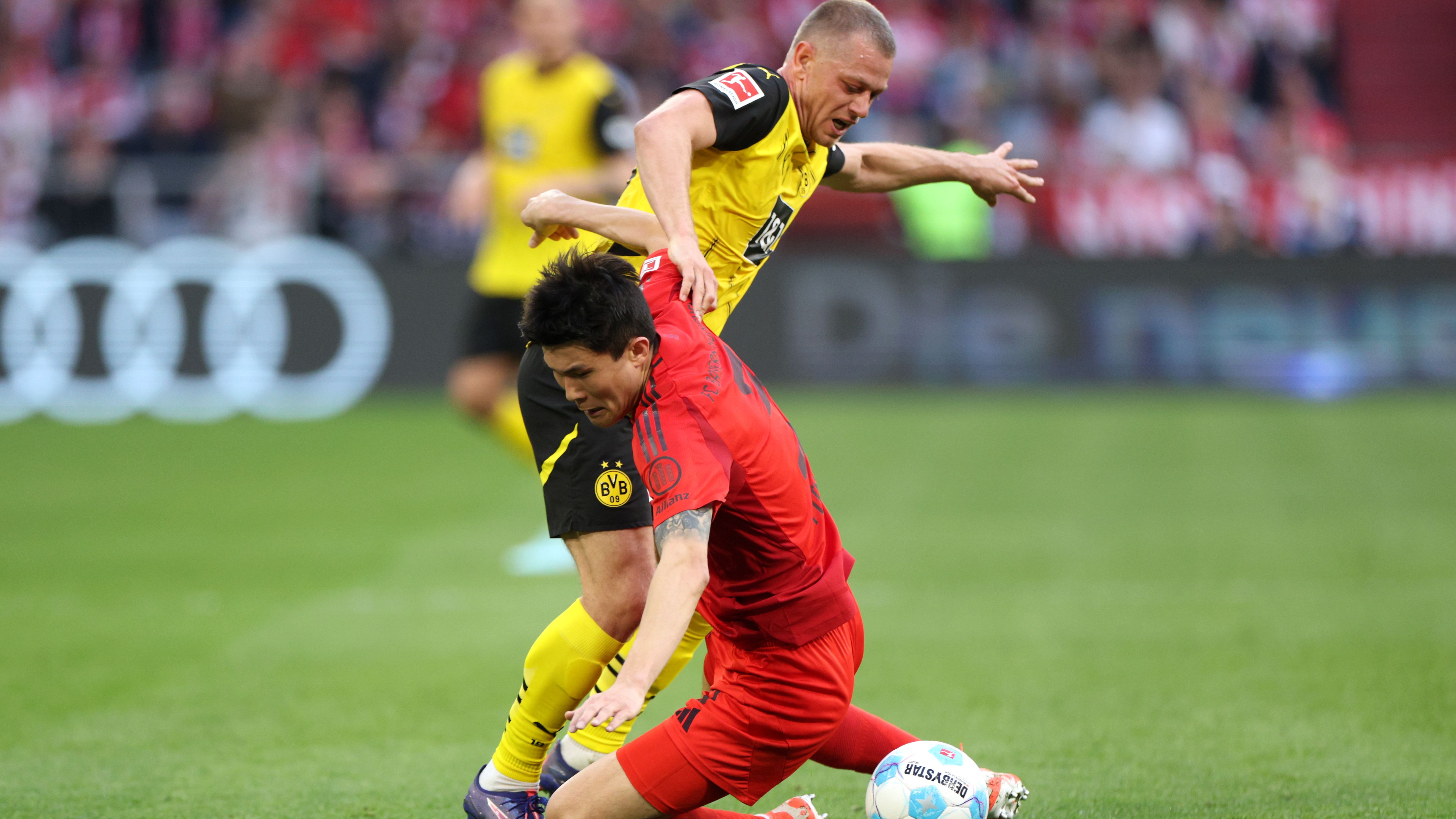 FC Bayern München v Borussia Dortmund - Bundesliga