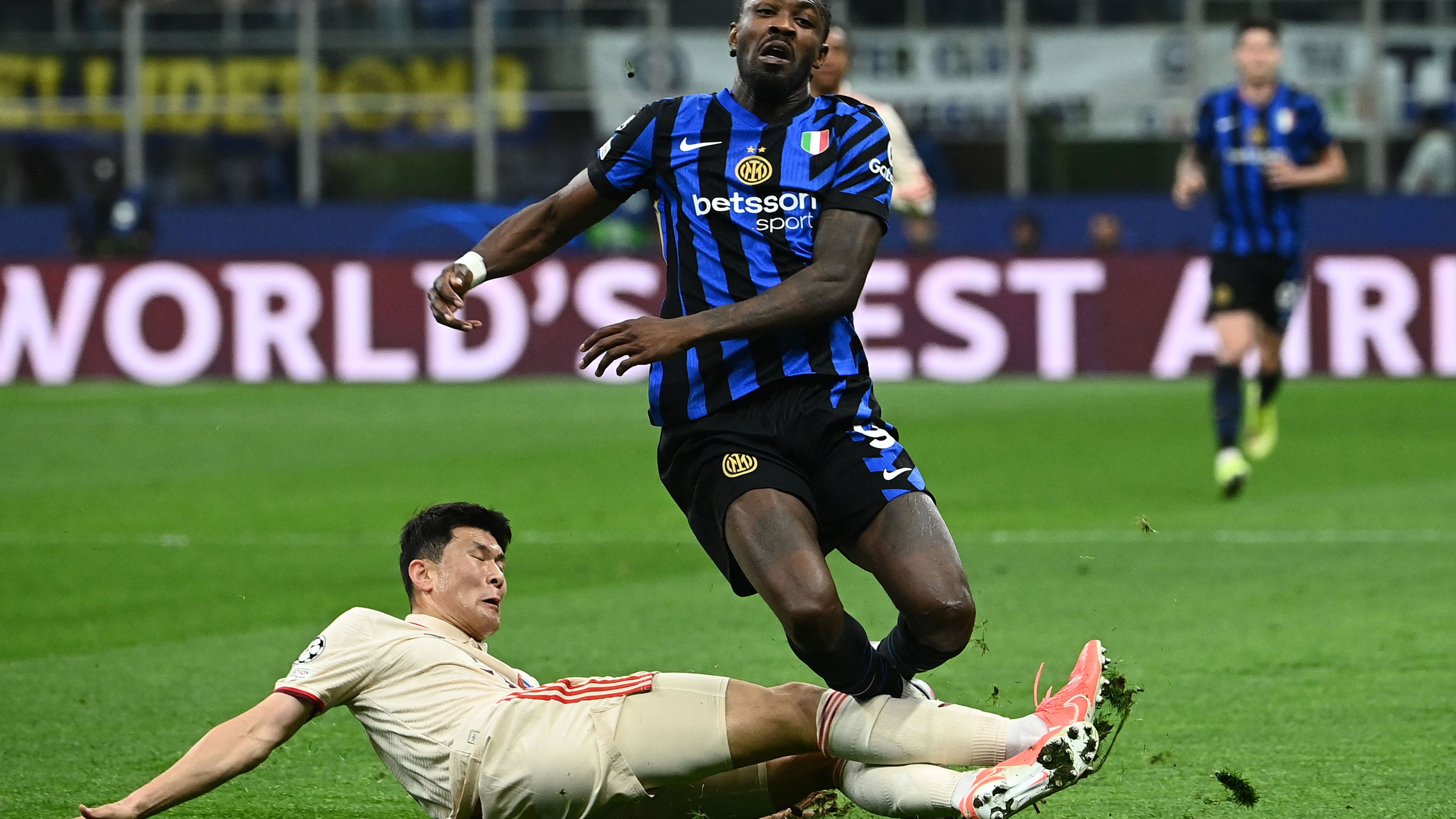 FBL-EUR-C1-INTER-BAYERN