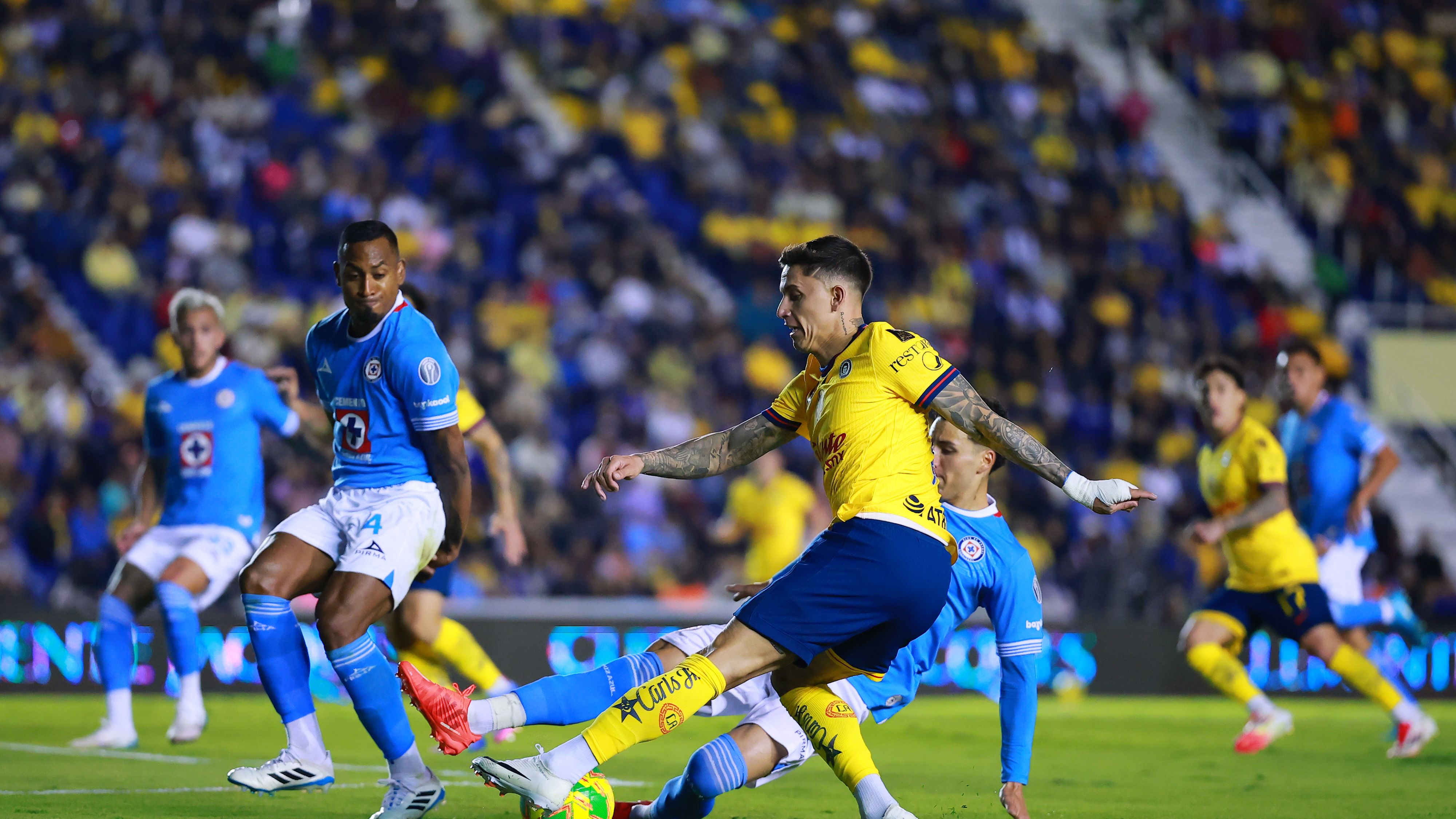 America v Cruz Azul - Torneo Clausura 2025 Liga MX