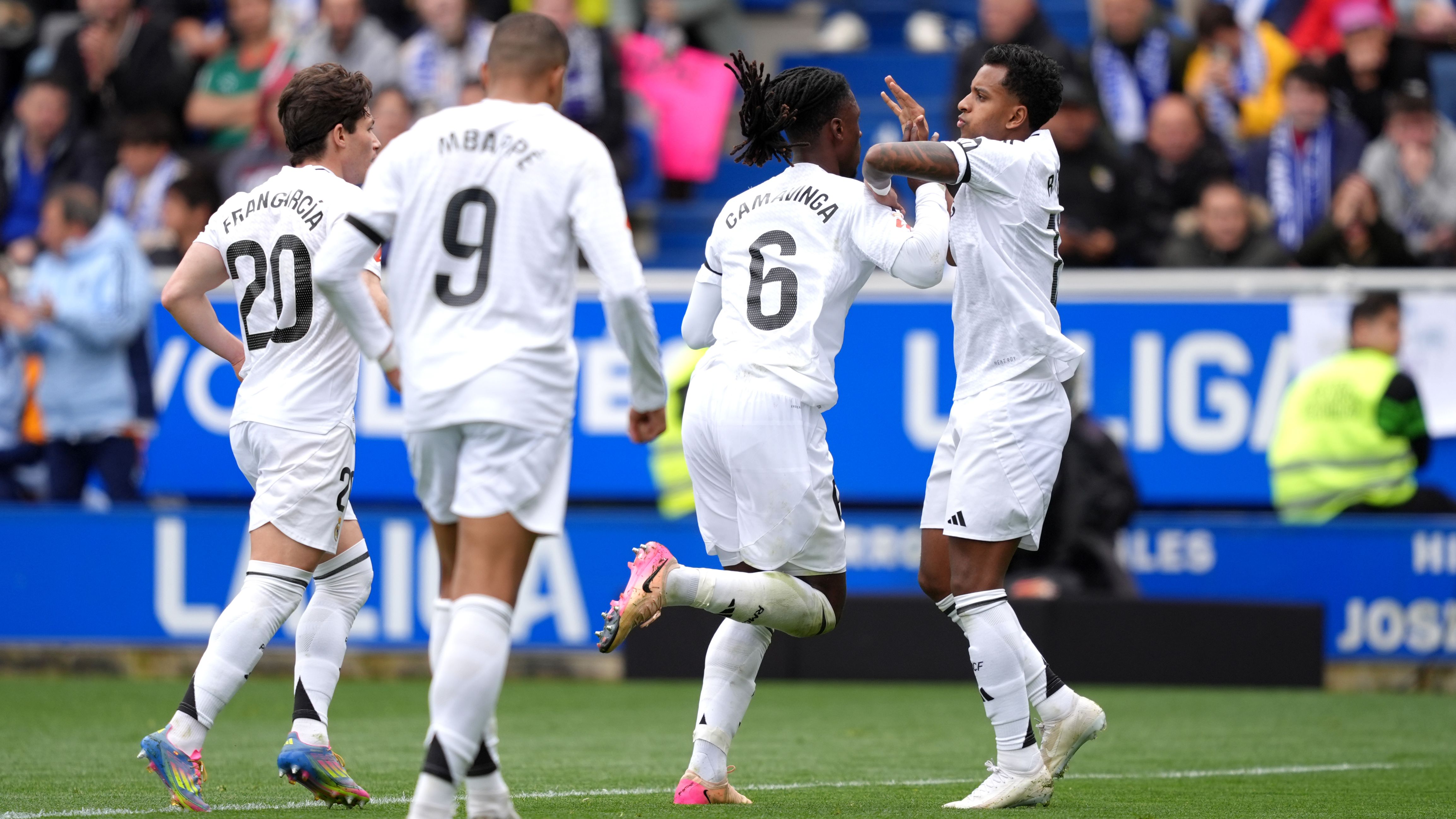 Deportivo Alaves v Real Madrid CF - La Liga EA Sports