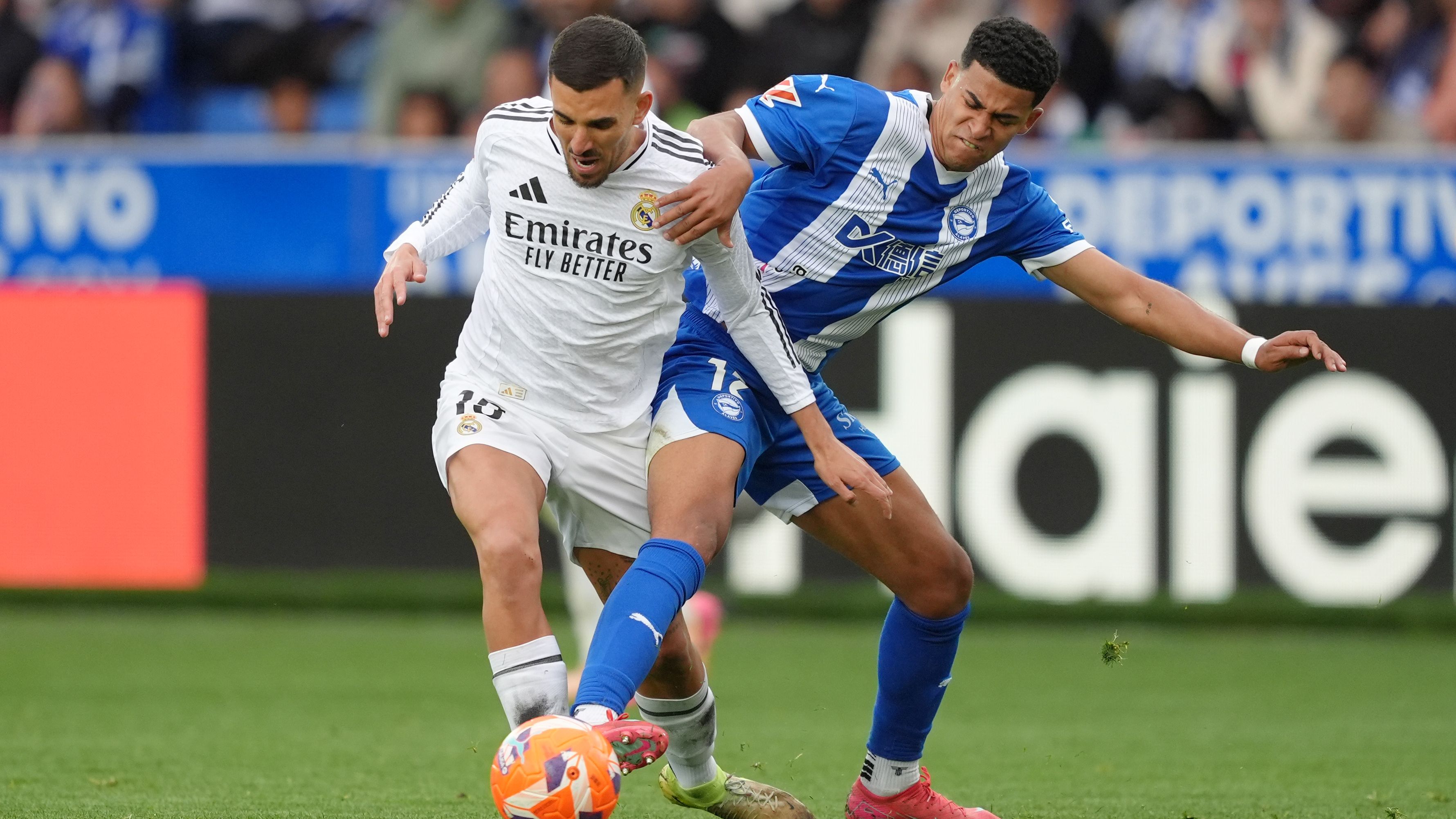 Deportivo Alaves v Real Madrid CF - La Liga EA Sports