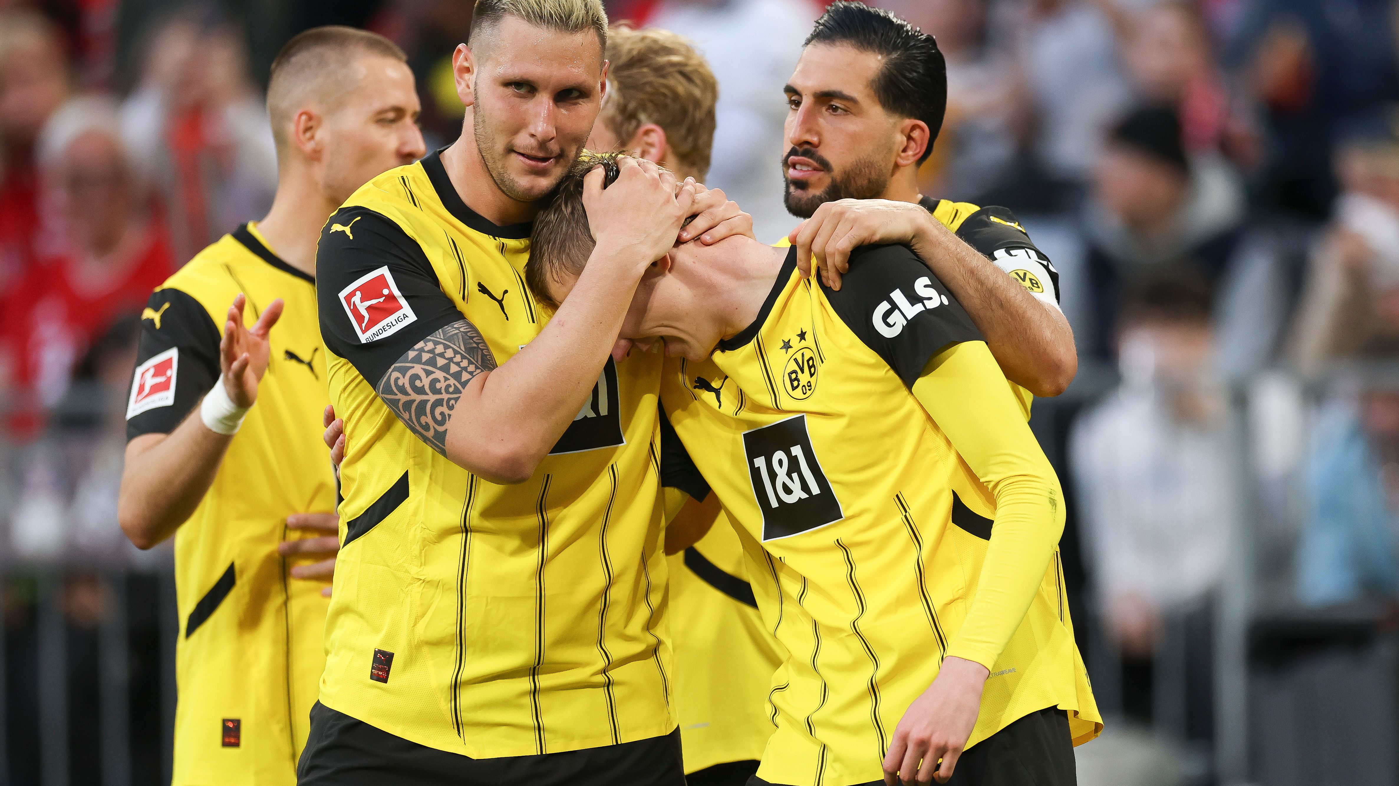 FC Bayern München v Borussia Dortmund - Bundesliga