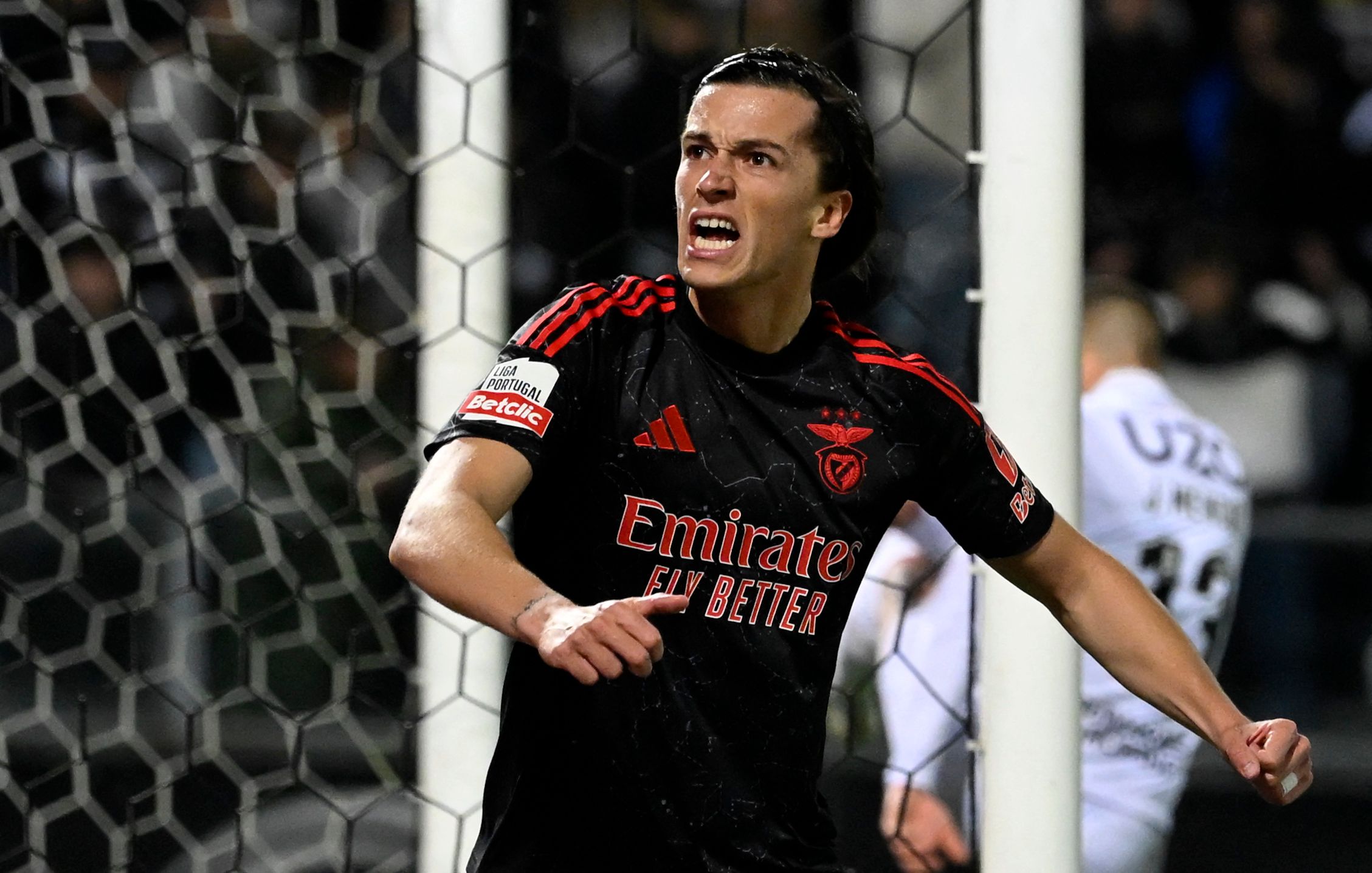 FBL-POR-LIGA-VITORIA GUIMARAES-BENFICA