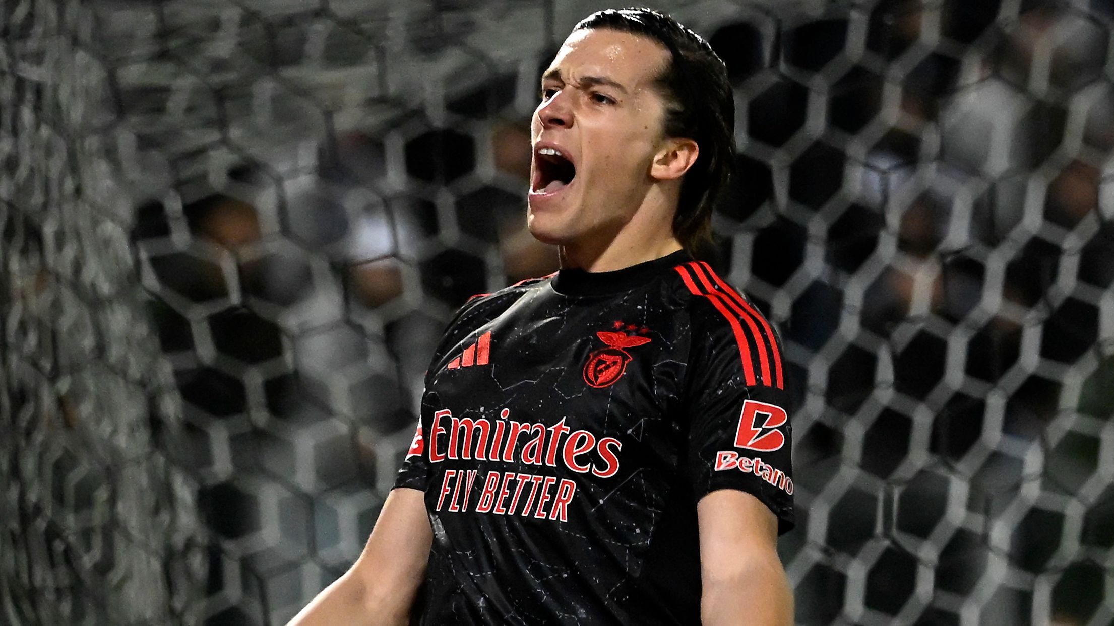 FBL-POR-LIGA-VITORIA GUIMARAES-BENFICA