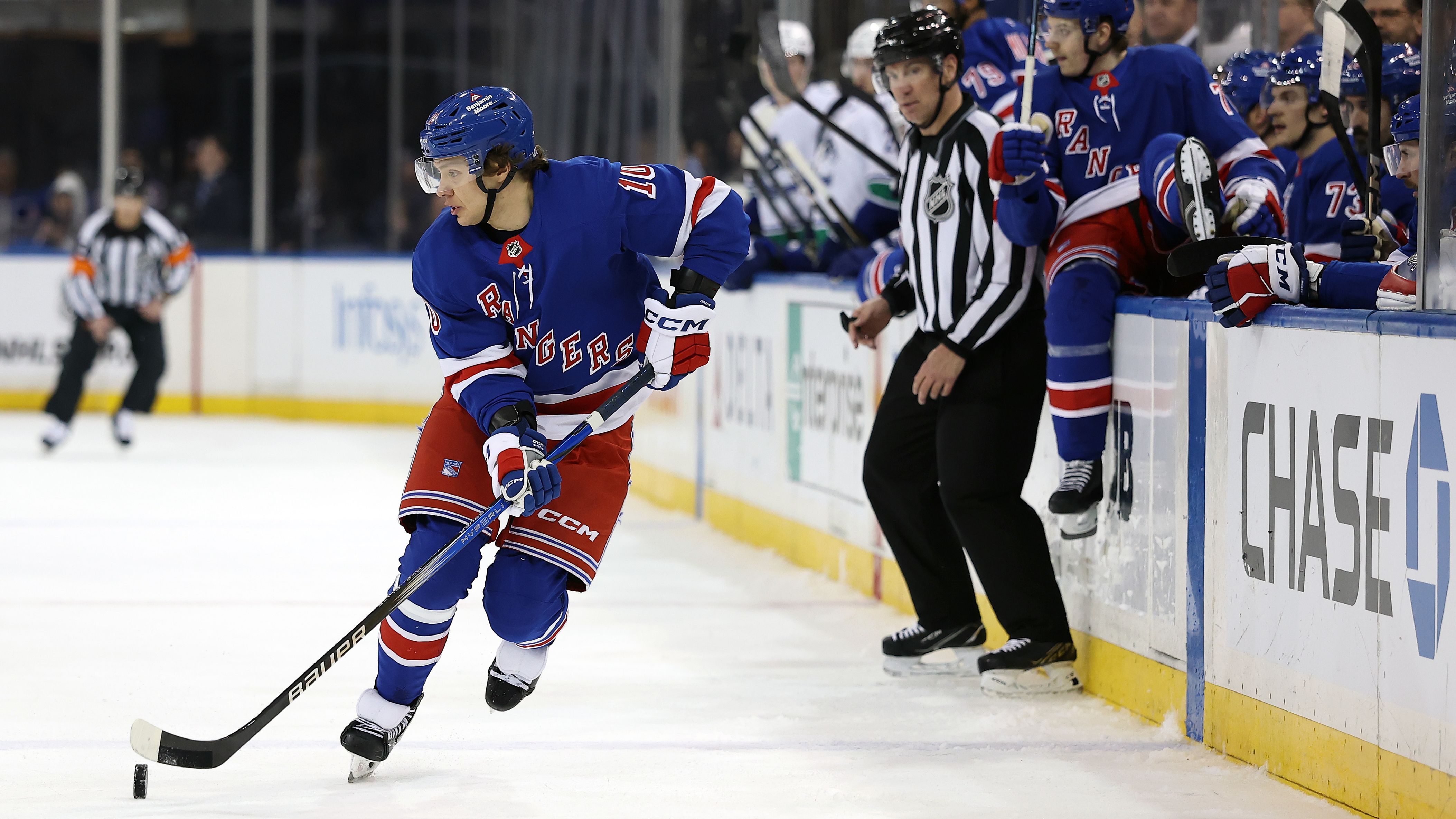 Vancouver Canucks v New York Rangers