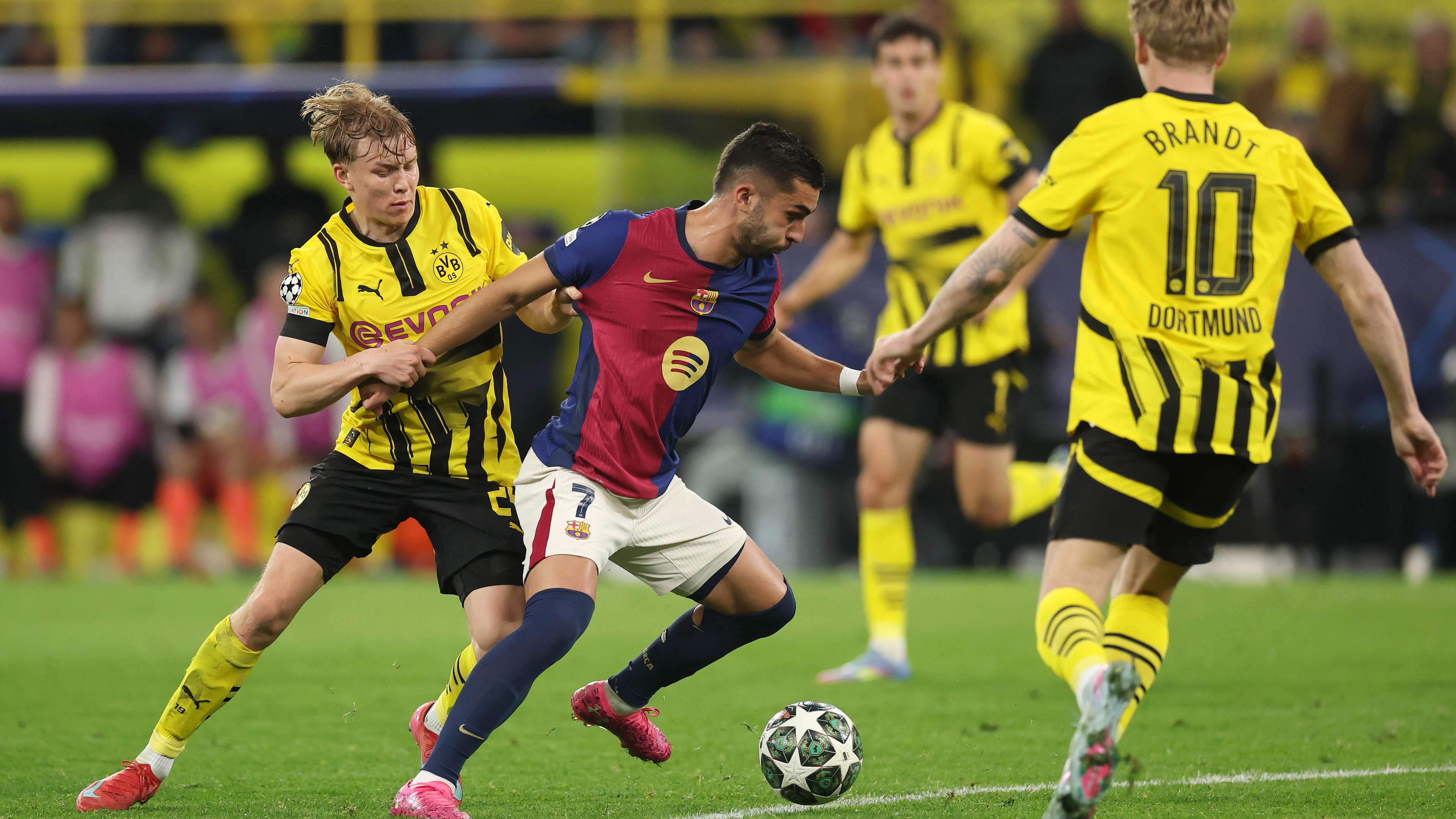 Borussia Dortmund v FC Barcelona - UEFA Champions League 2024/25 Quarter Final Second Leg