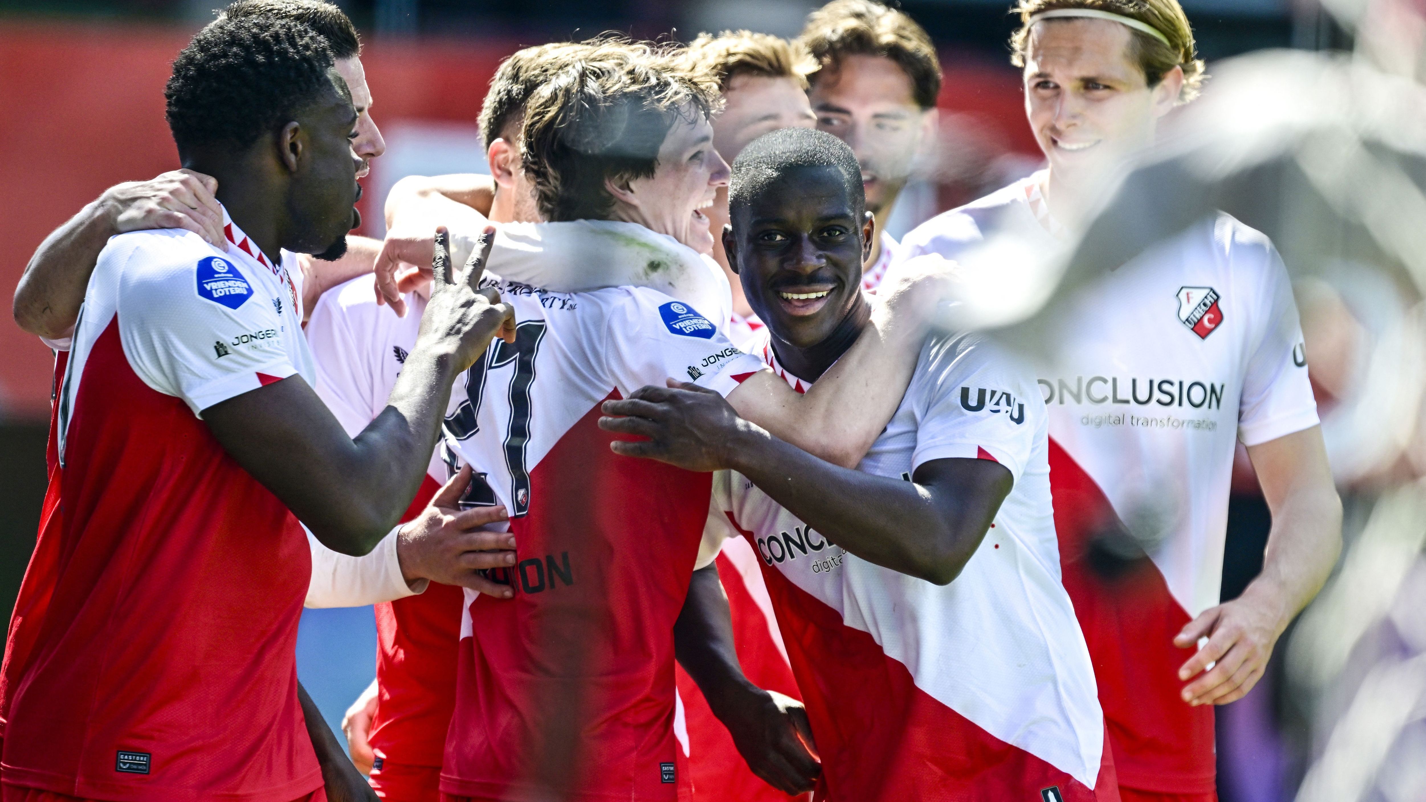 FBL-NED-EREDIVISIE-UTRECHT-AJAX