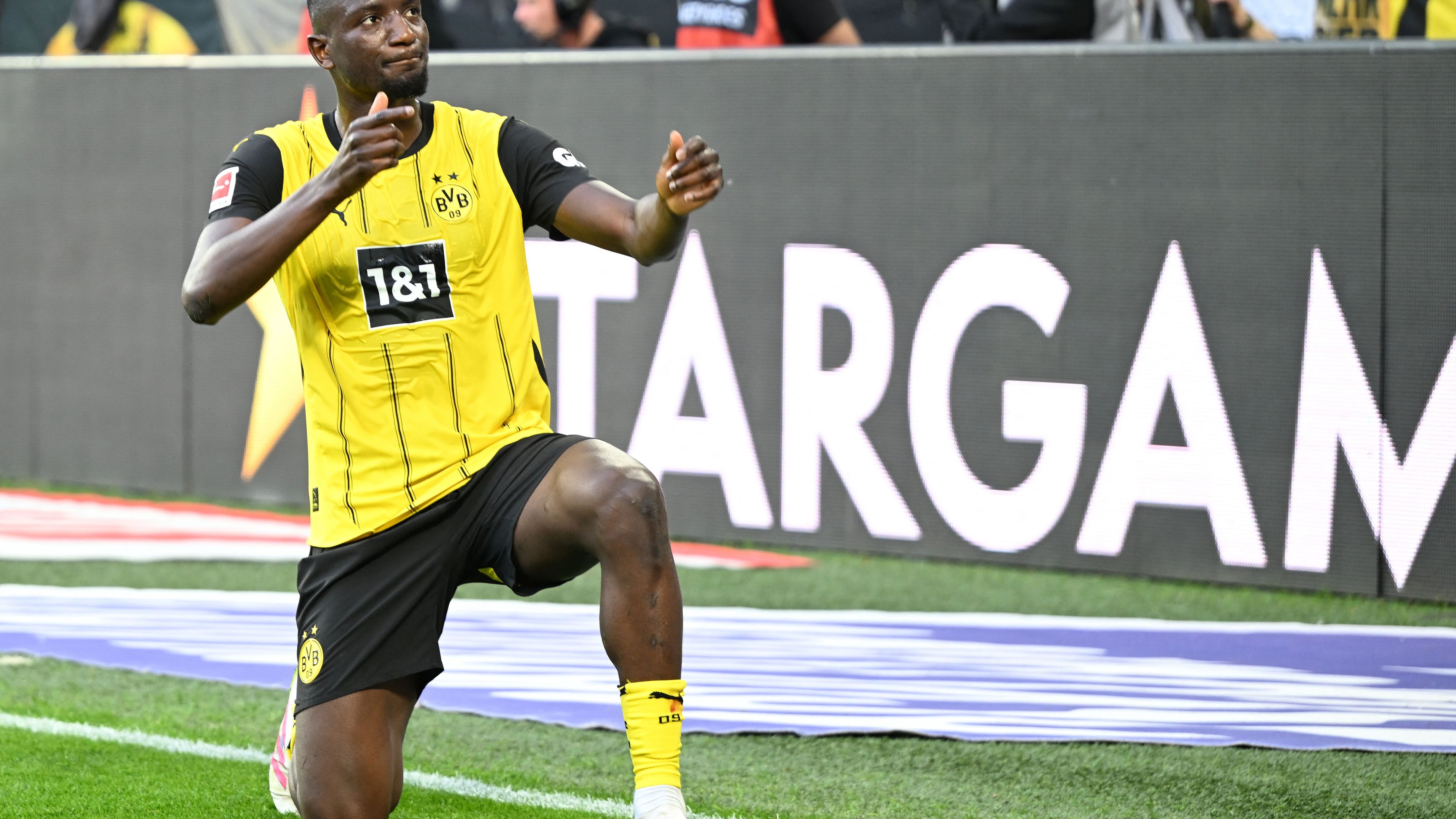 FBL-GER-BUNDESLIGA-DORTMUND-MOENCHENGLADBACH