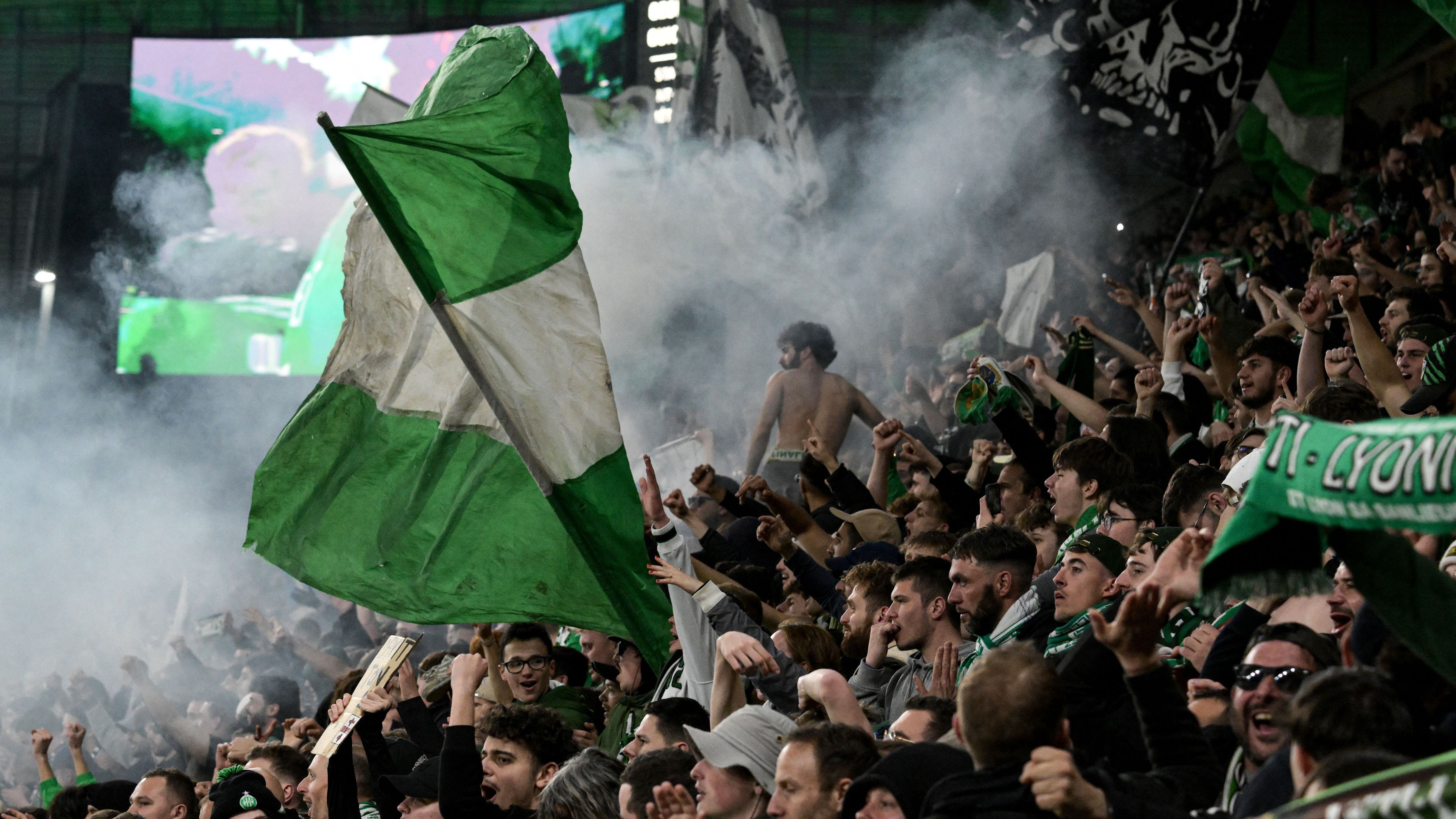 FBL-FRA-LIGUE1-SAINT-ETIENNE-LYON