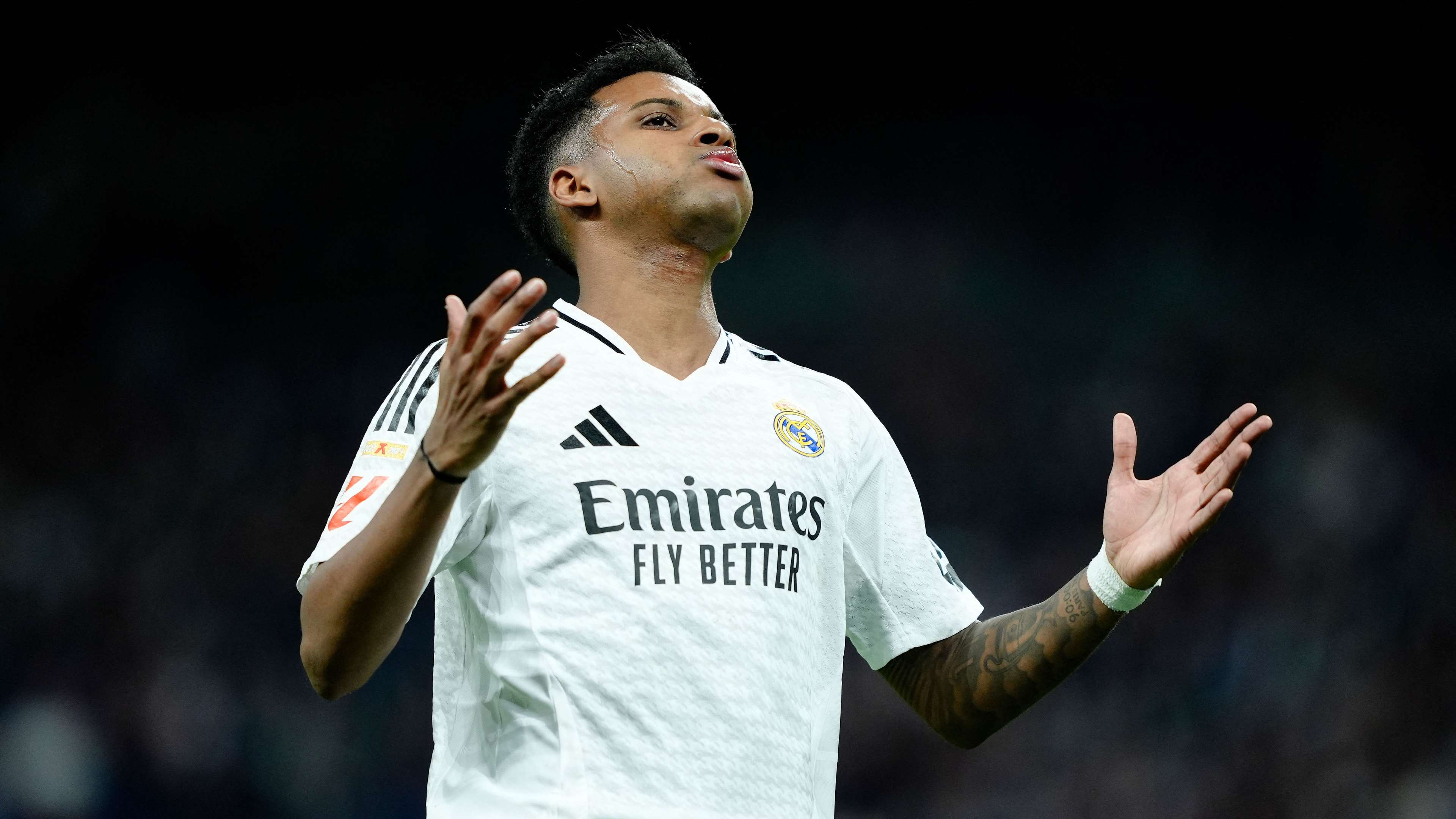 Arsenal chính thức kích hoạt thương vụ Rodrygo, HLV Mikel Arteta đón bom tấn tiếp theo sau Gyokeres?