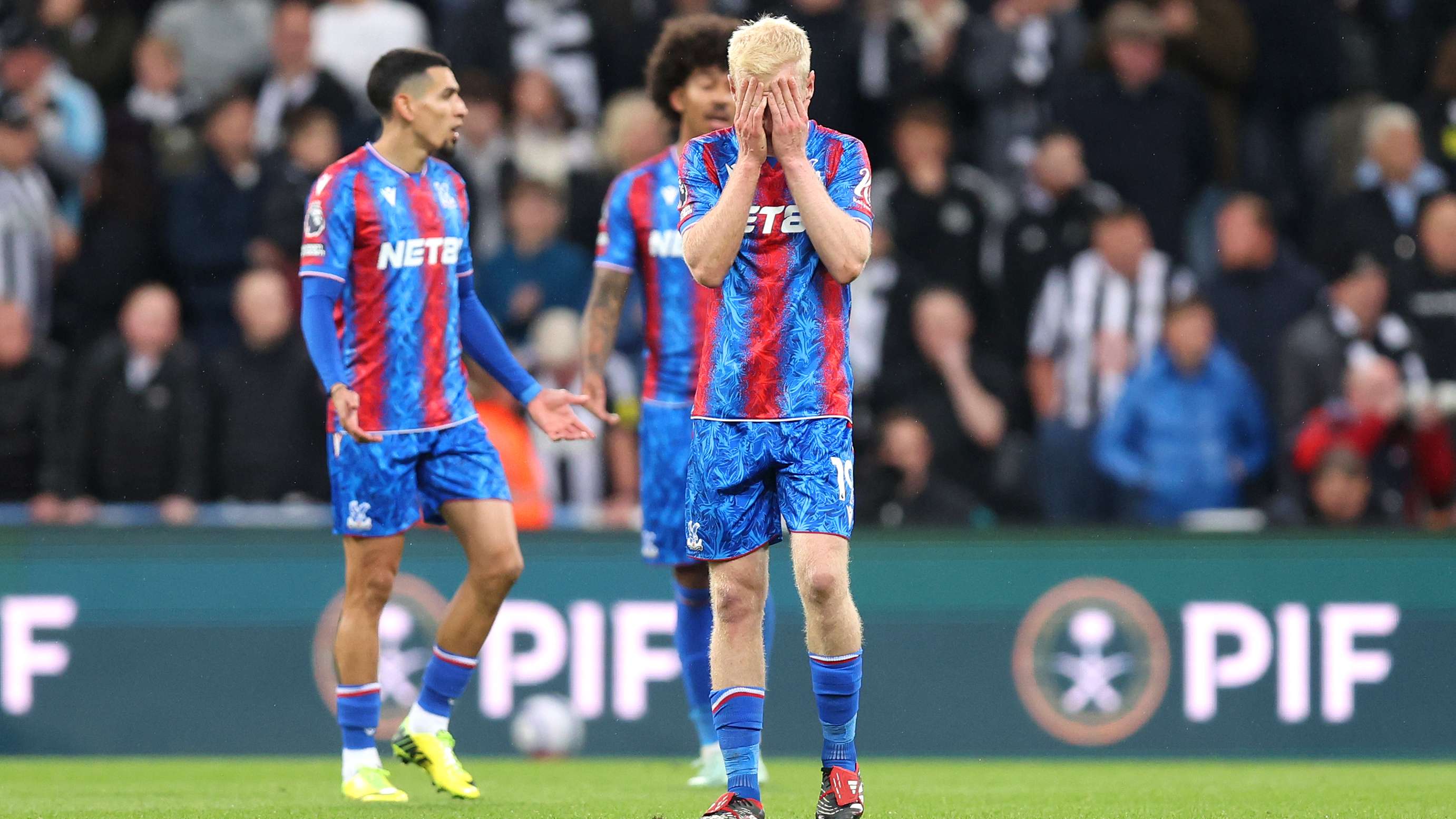 Newcastle United FC v Crystal Palace FC - Premier League