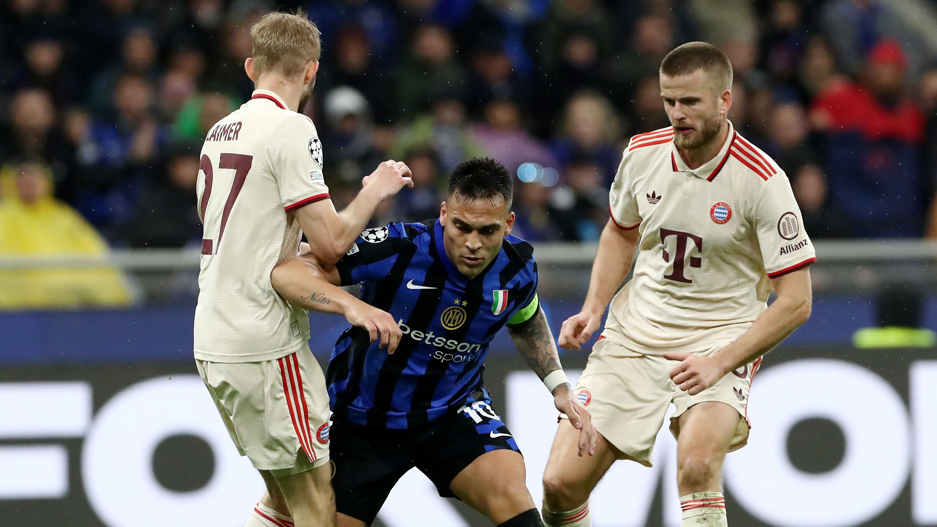 FC Internazionale Milano v FC Bayern München - UEFA Champions League 2024/25 Quarter Final Second Leg