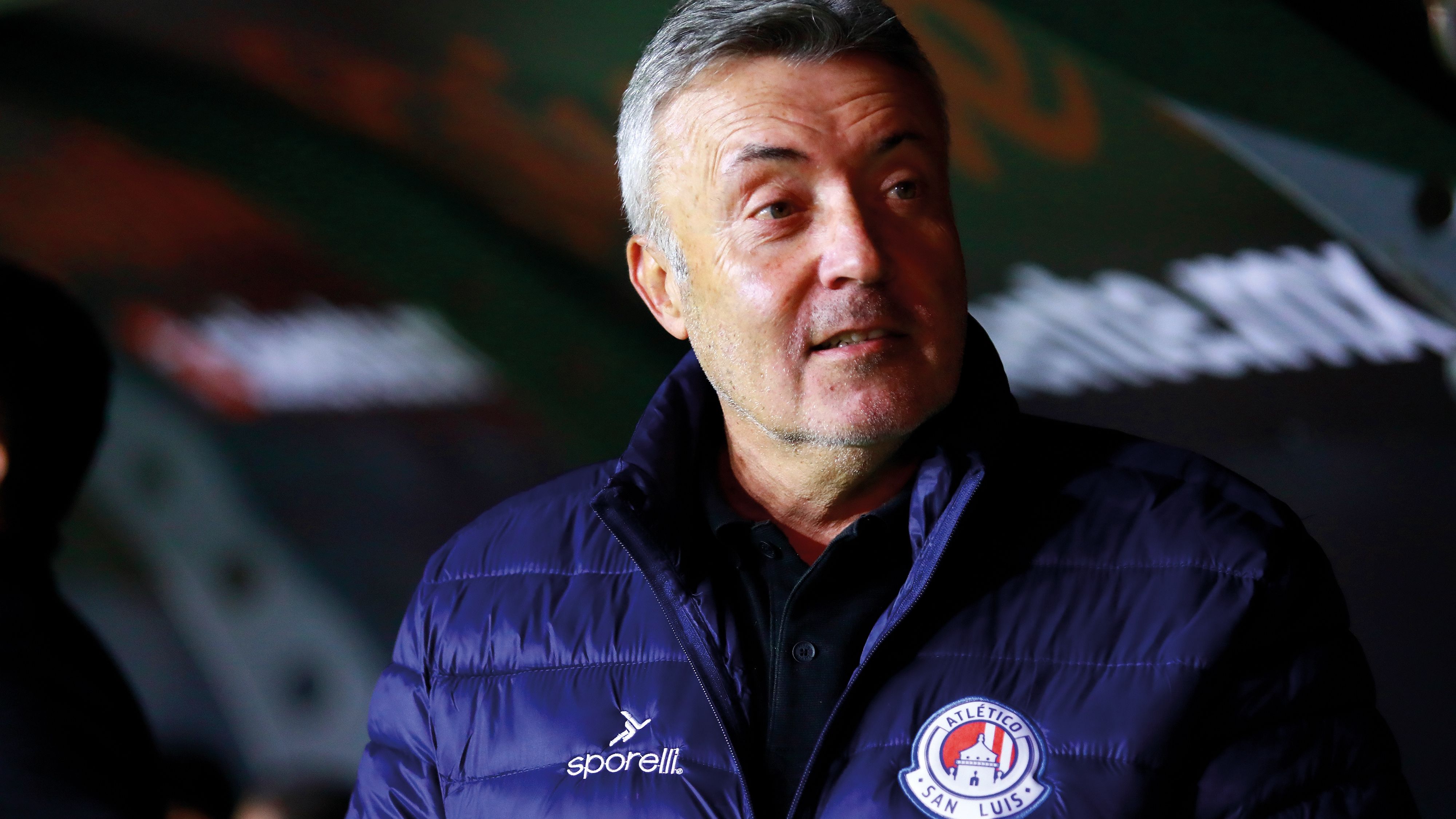 Reports: Domènec Torrent’s signing with Chivas falls through as parties fail to reach agreement | Goal.com UK