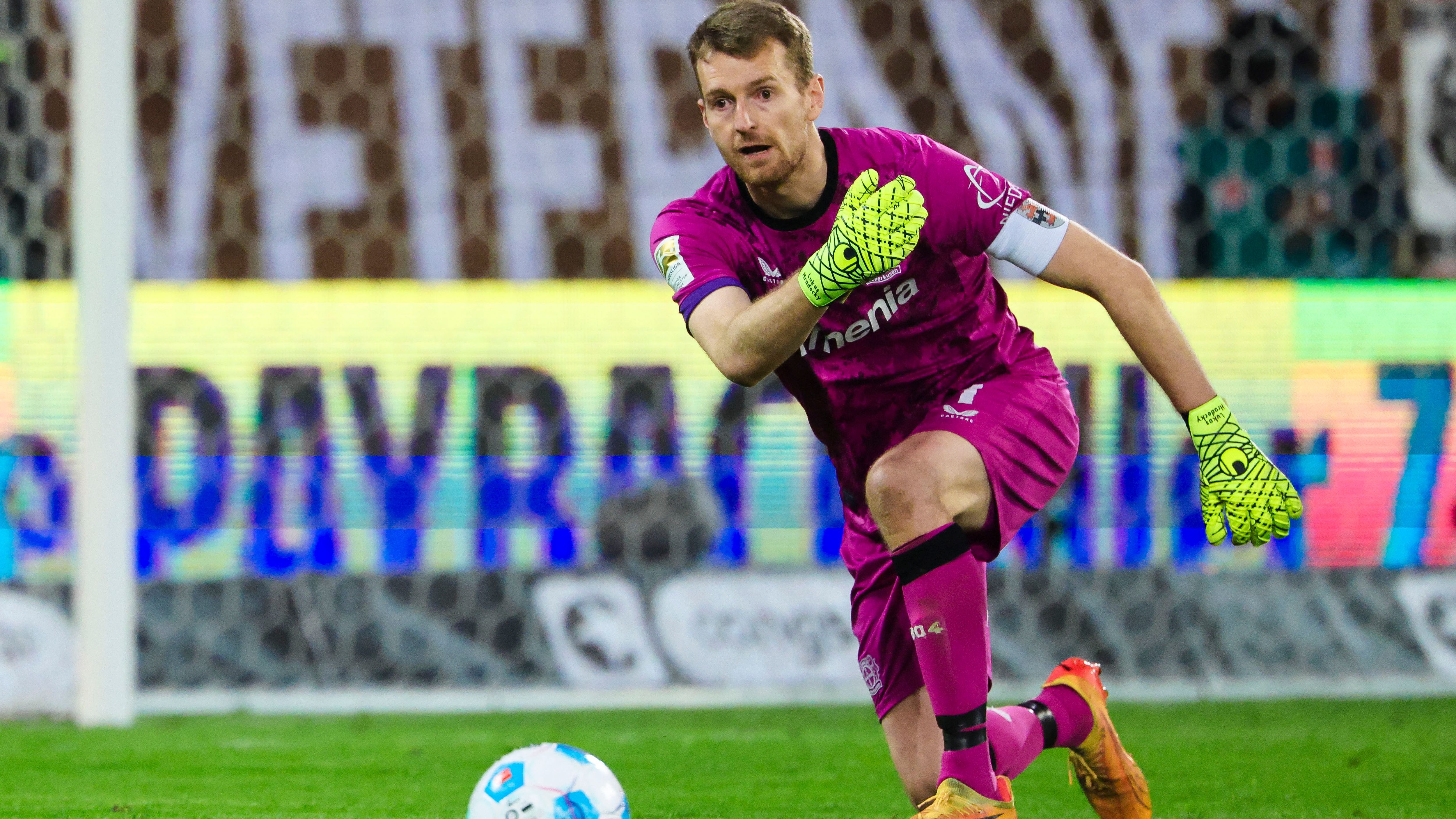 FBL-GER-BUNDESLIGA-ST PAULI-LEVERKUSEN